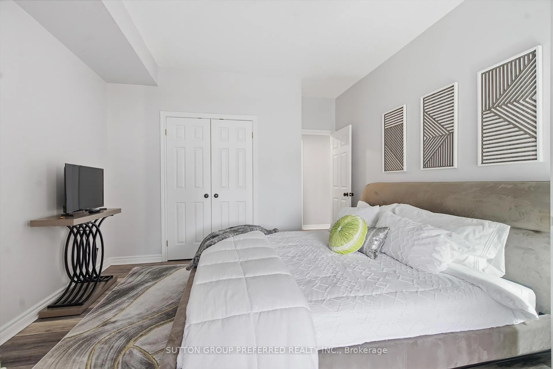 Photo 24 of Unit 310, 250 Sydenham Street, London, East B — HOMEH