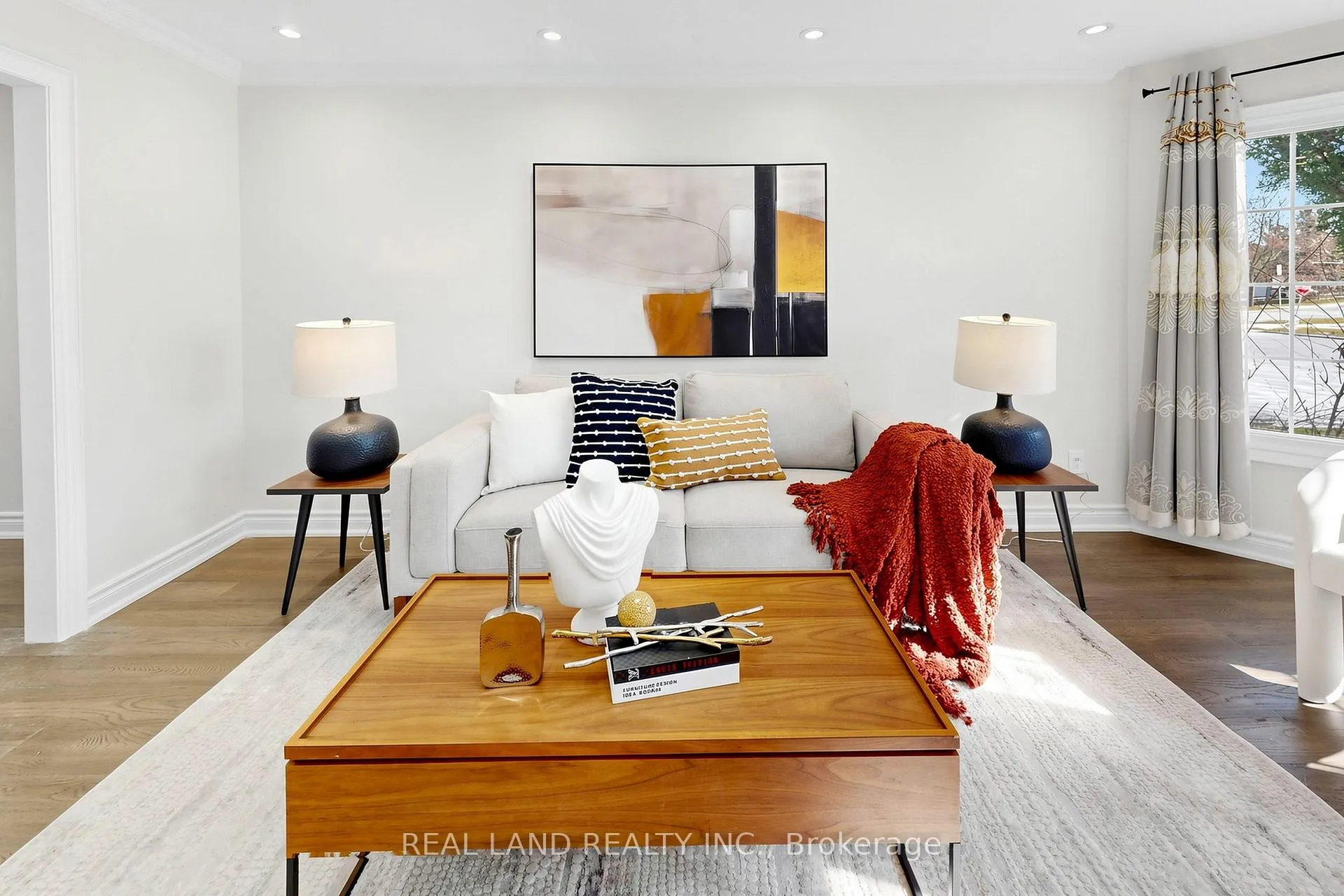 Photo 3 of 36 Boxdene Avenue, Scarborough, Milliken — HOMEH