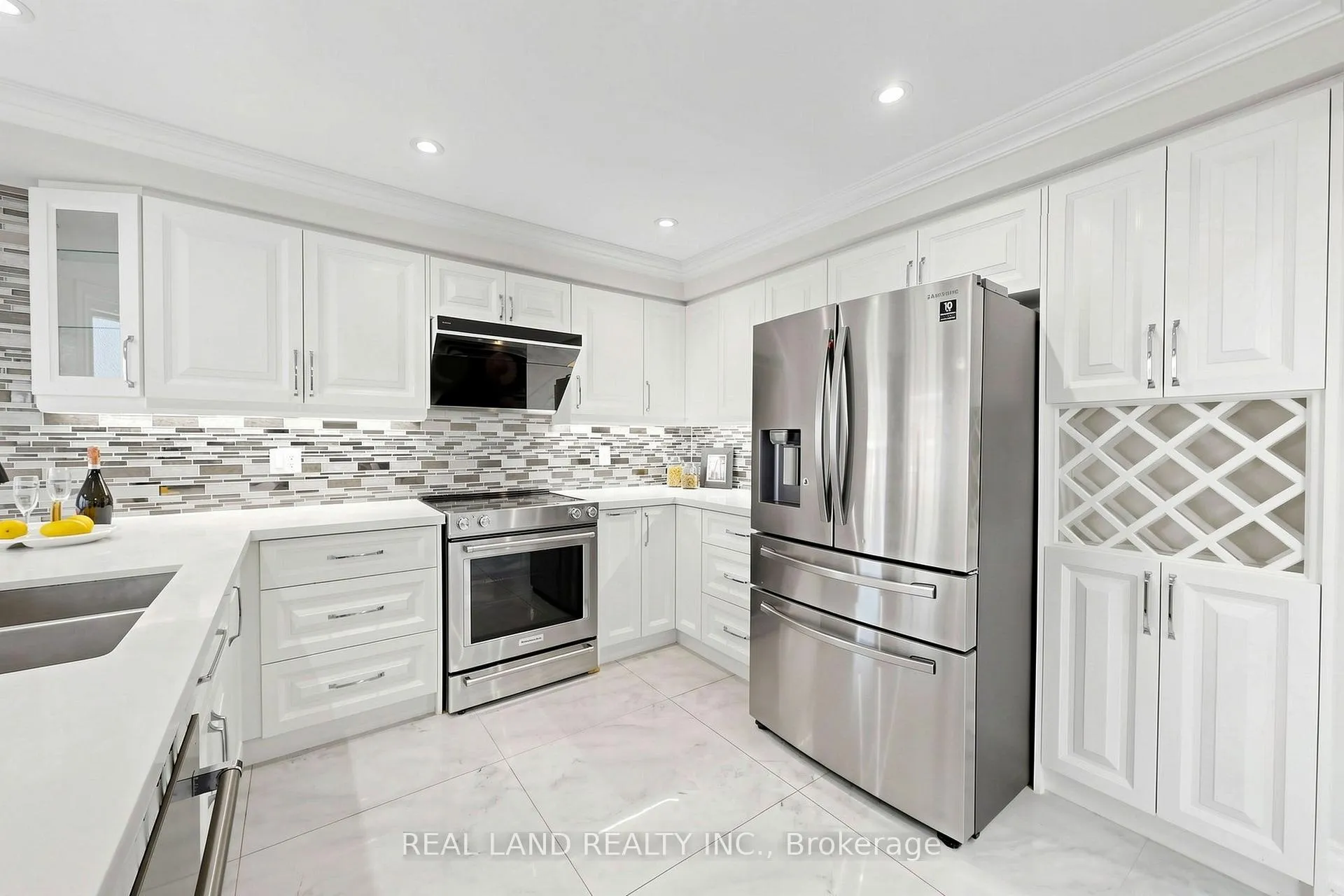 Photo 10 of 36 Boxdene Avenue, Scarborough, Milliken — HOMEH
