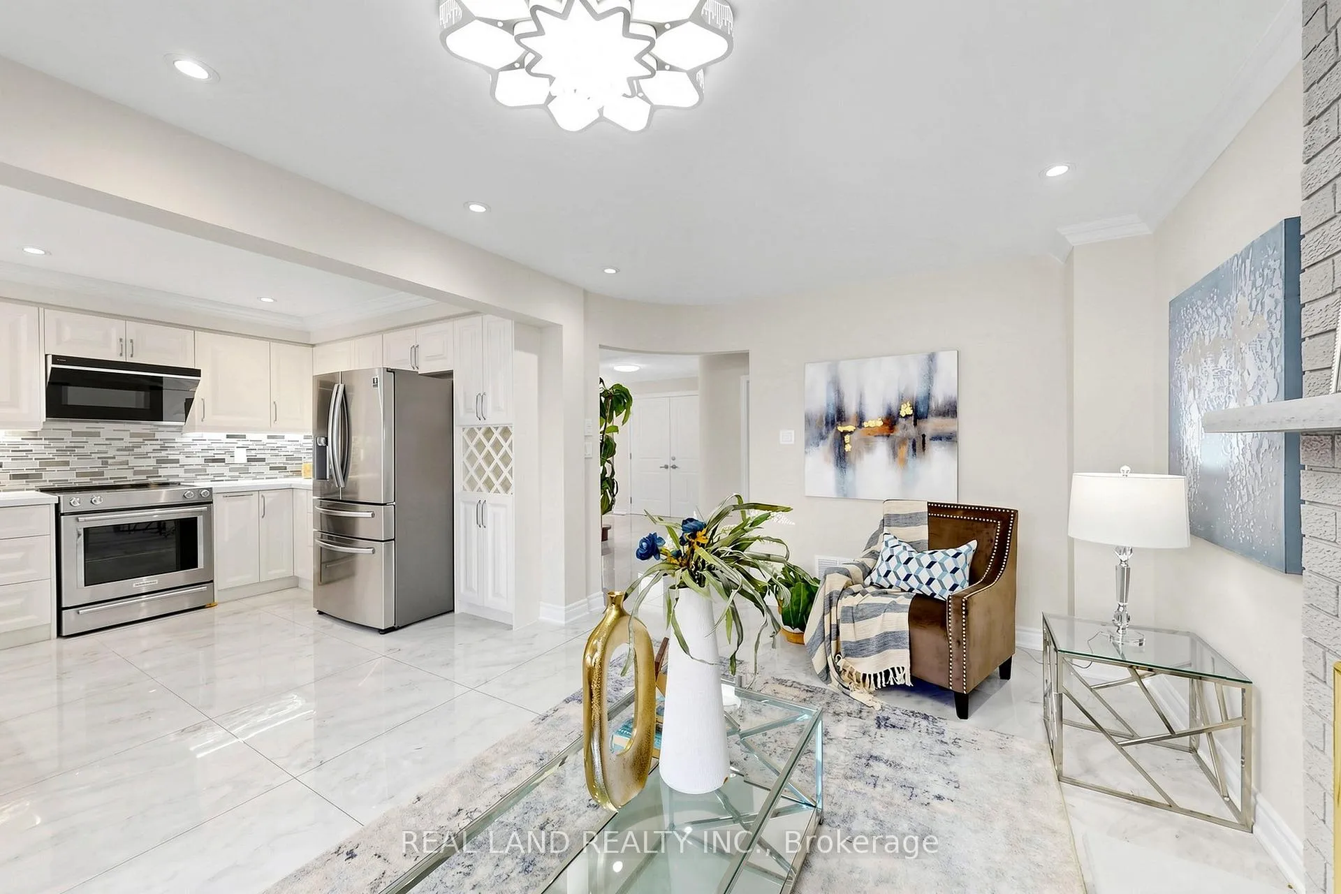 Photo 12 of 36 Boxdene Avenue, Scarborough, Milliken — HOMEH