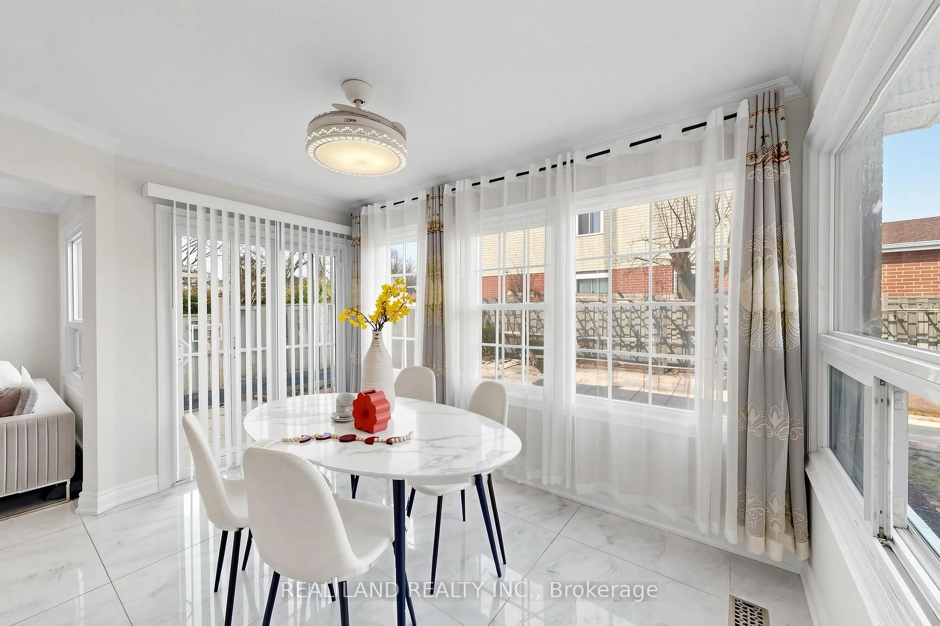 Photo 18 of 36 Boxdene Avenue, Scarborough, Milliken — HOMEH