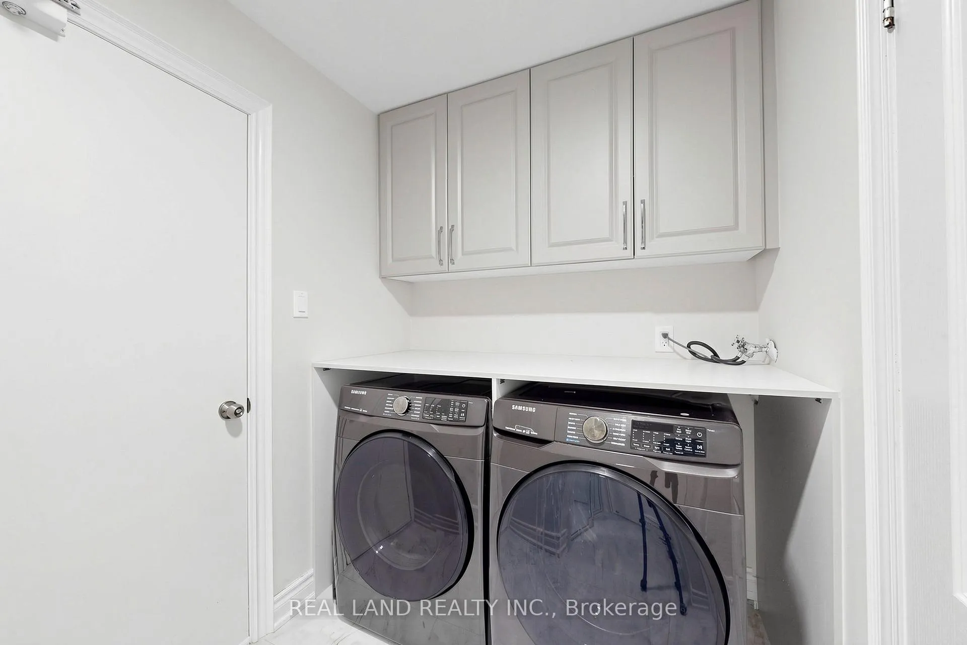 Photo 20 of 36 Boxdene Avenue, Scarborough, Milliken — HOMEH