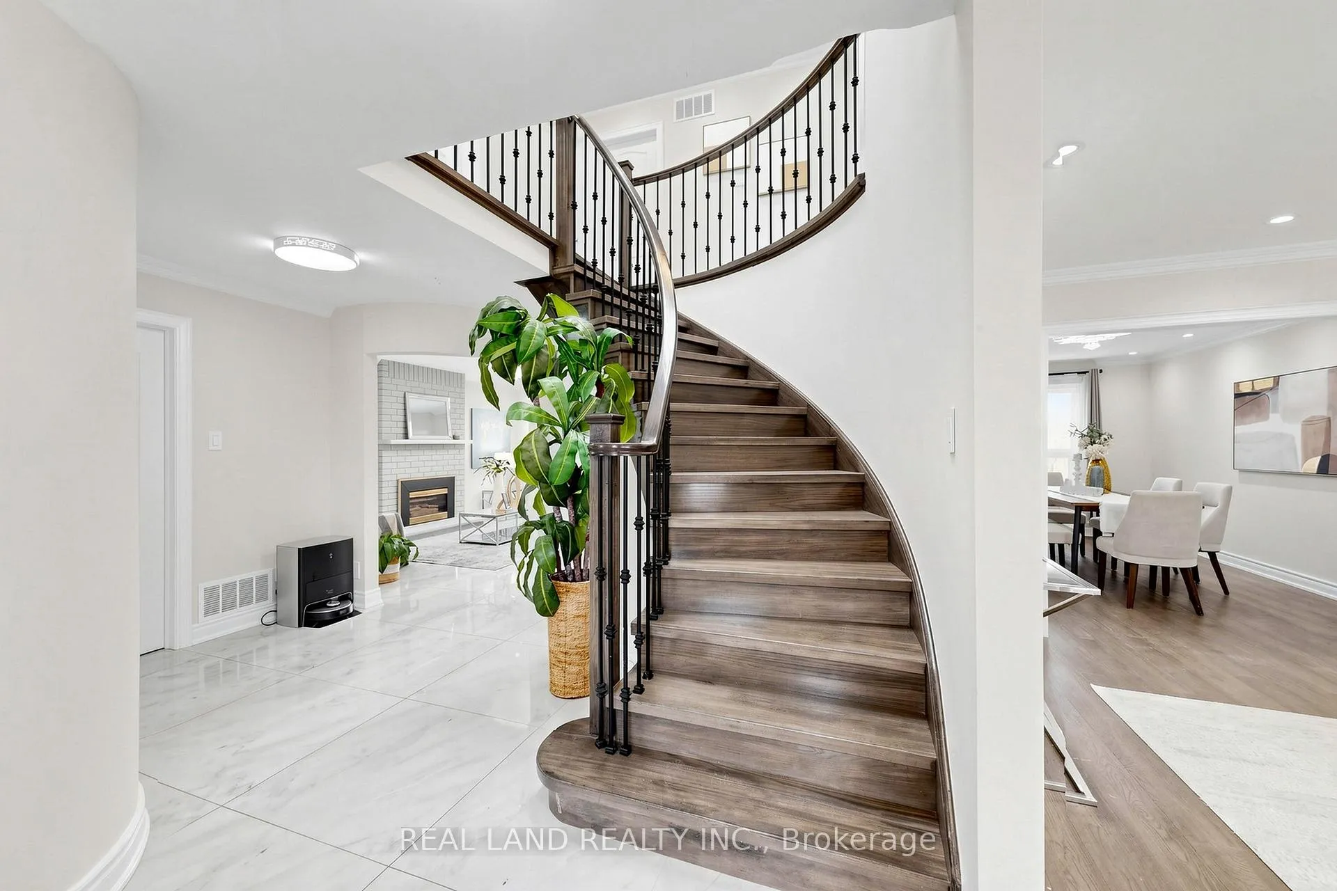 Photo 21 of 36 Boxdene Avenue, Scarborough, Milliken — HOMEH