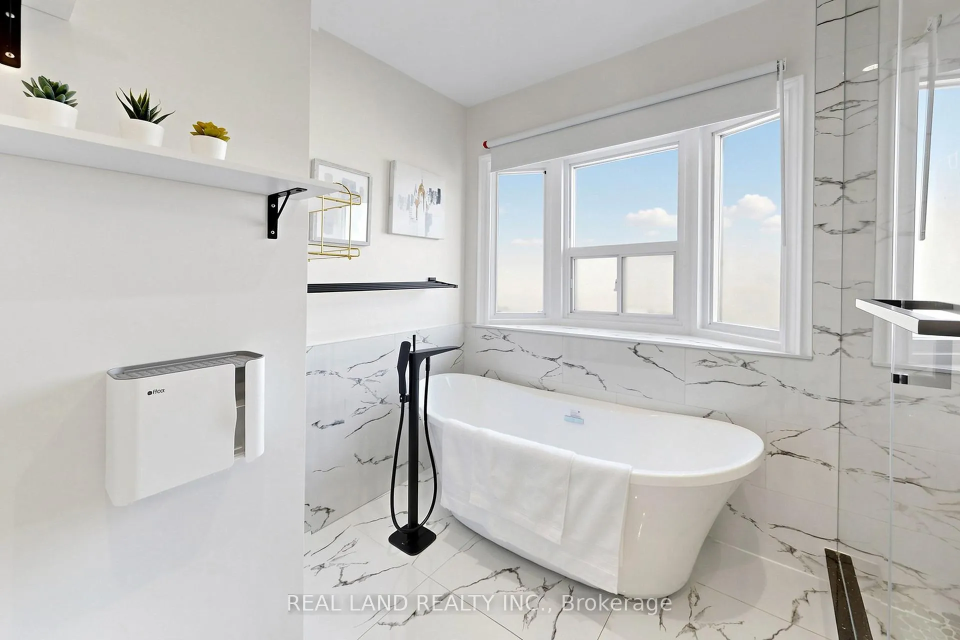 Photo 29 of 36 Boxdene Avenue, Scarborough, Milliken — HOMEH