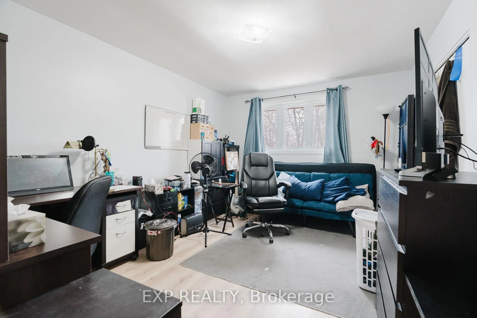 Photo 20 of 847 Pinewood Crescent, Ottawa, Queensway Terrace North — HOMEH
