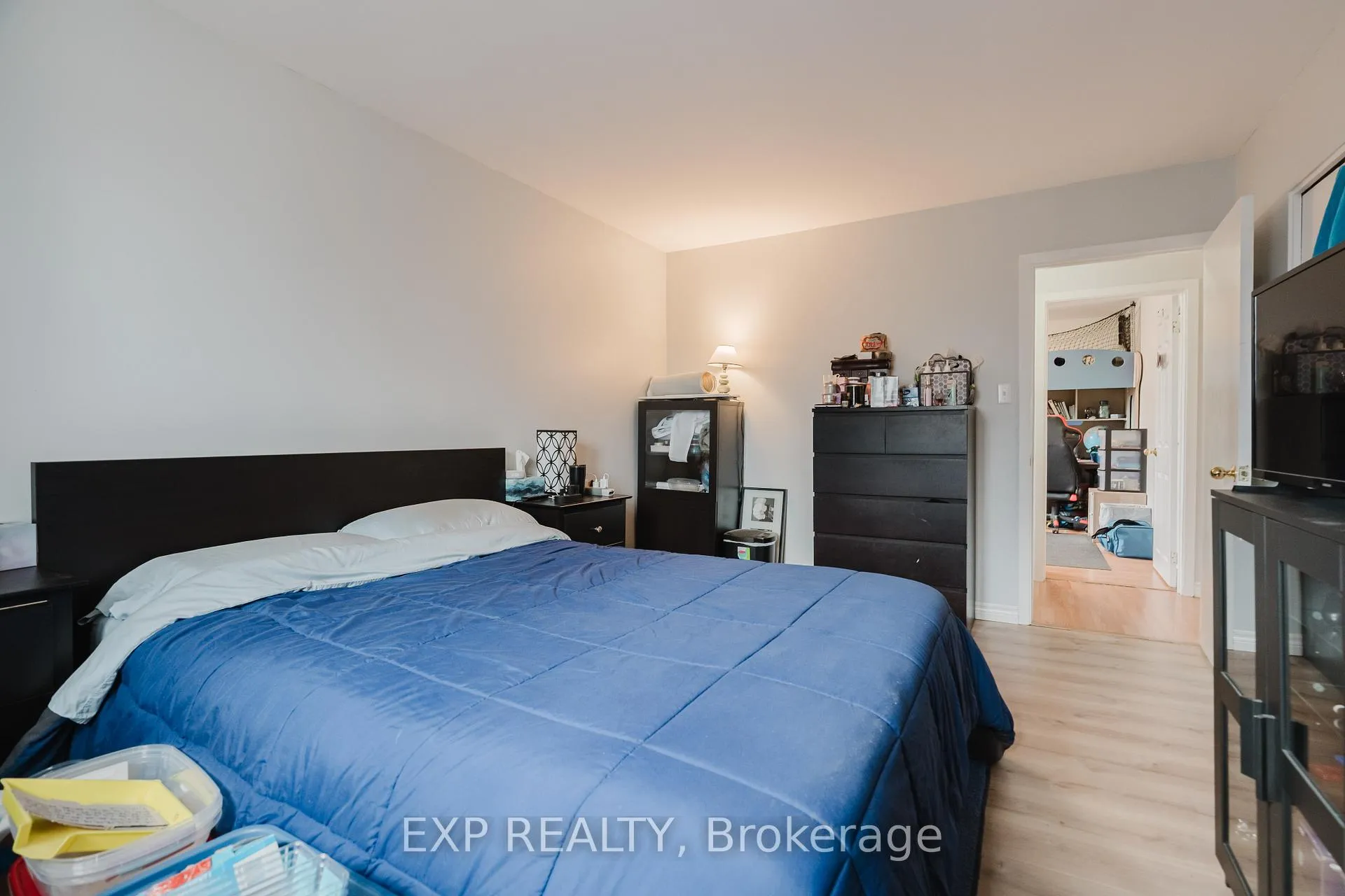 Photo 25 of 847 Pinewood Crescent, Ottawa, Queensway Terrace North — HOMEH