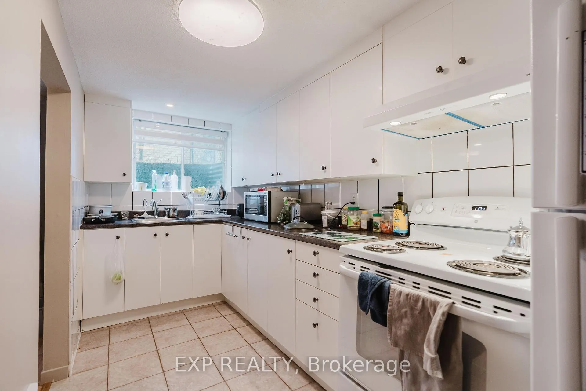 Photo 28 of 847 Pinewood Crescent, Ottawa, Queensway Terrace North — HOMEH