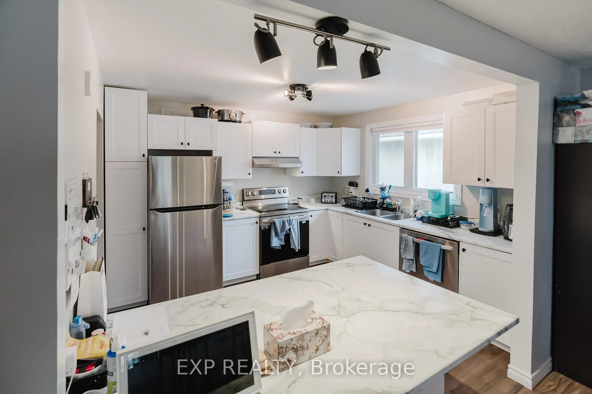 Photo 38 of 847 Pinewood Crescent, Ottawa, Queensway Terrace North — HOMEH
