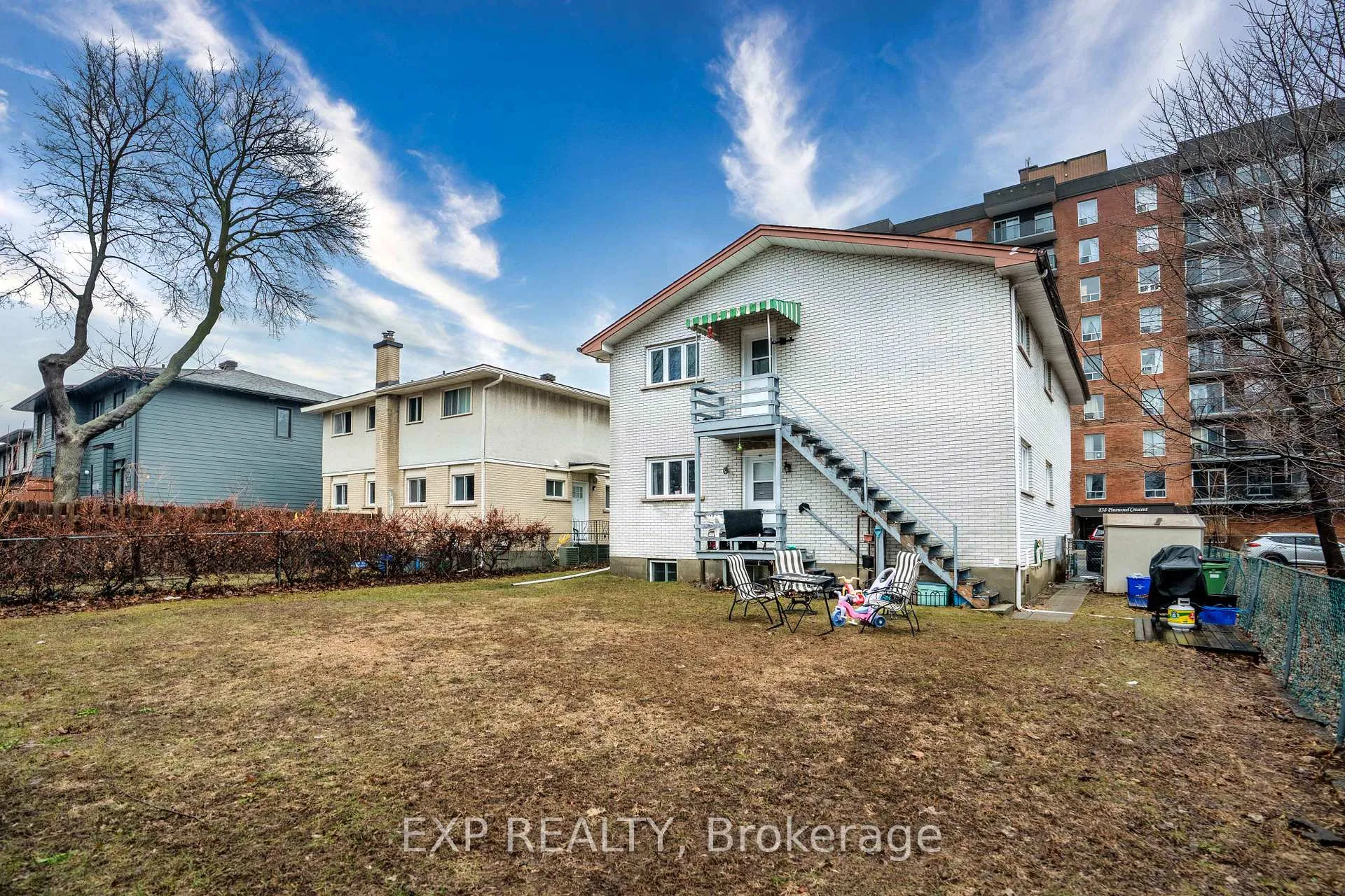 Photo 42 of 847 Pinewood Crescent, Ottawa, Queensway Terrace North — HOMEH