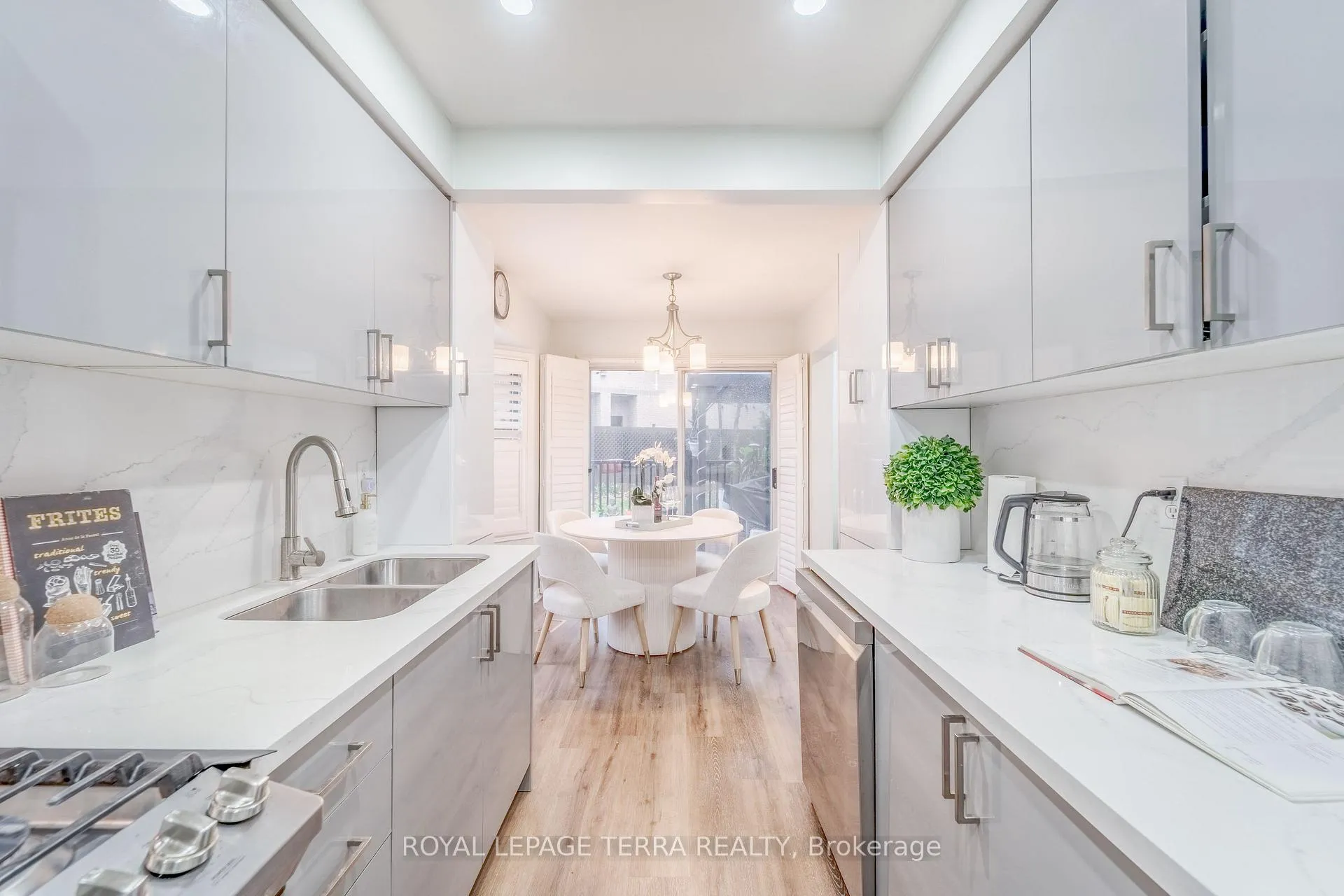 Photo 9 of 15 Heaver Drive, Whitby, Pringle Creek — HOMEH