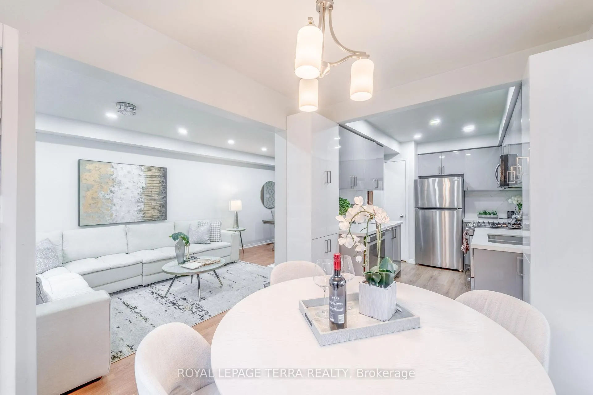 Photo 12 of 15 Heaver Drive, Whitby, Pringle Creek — HOMEH