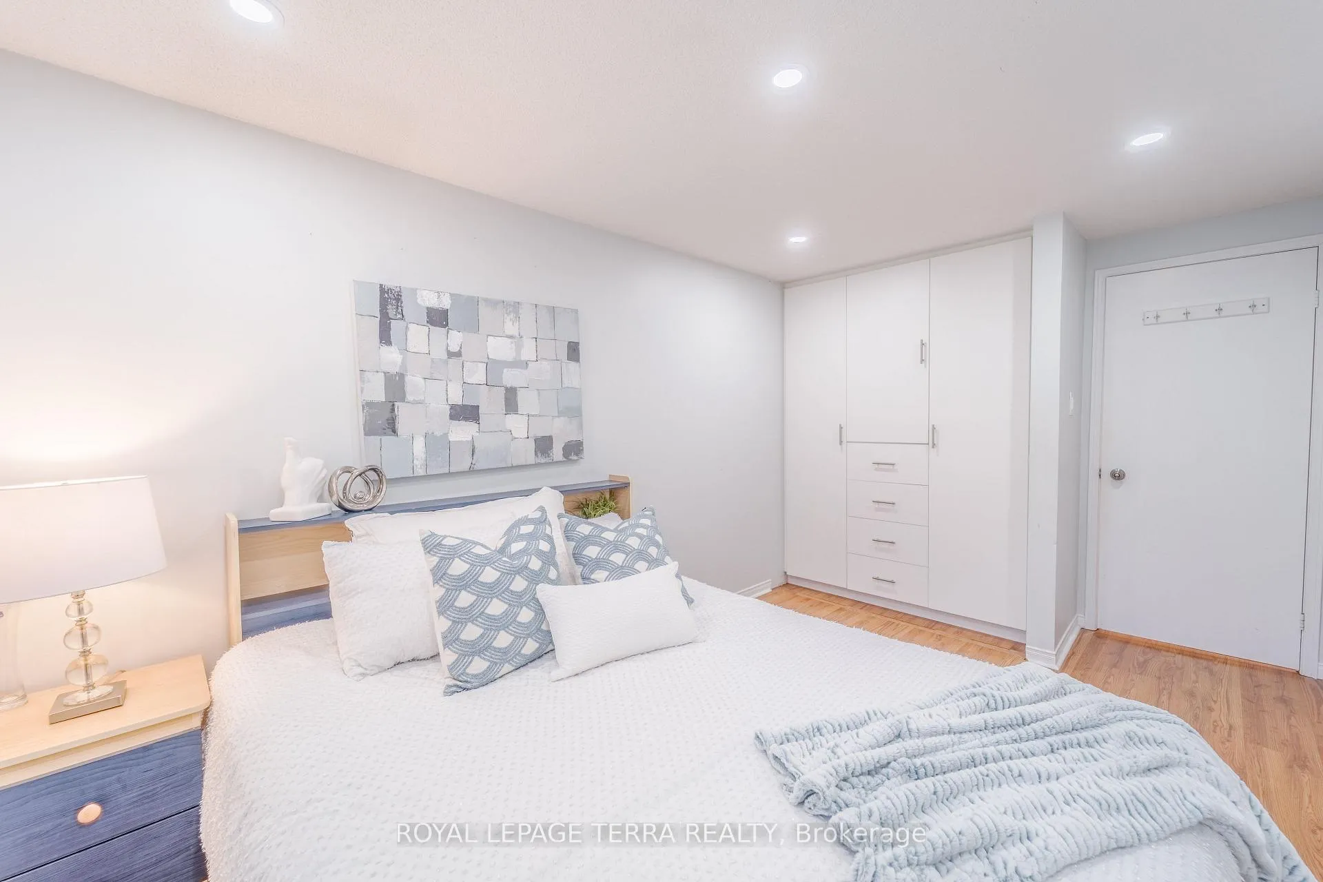 Photo 22 of 15 Heaver Drive, Whitby, Pringle Creek — HOMEH