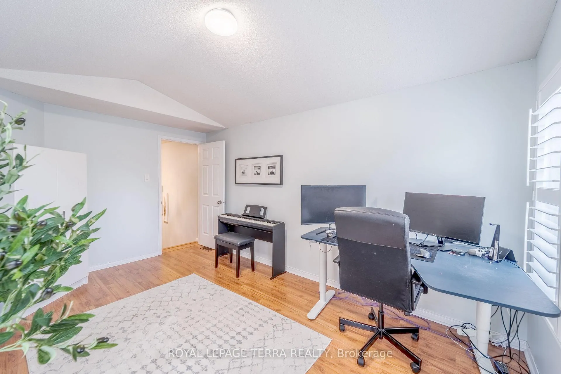 Photo 29 of 15 Heaver Drive, Whitby, Pringle Creek — HOMEH