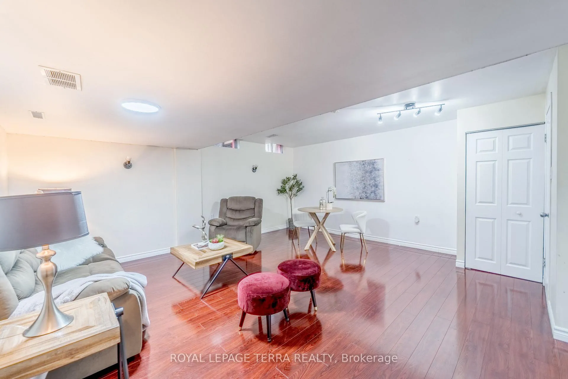 Photo 38 of 15 Heaver Drive, Whitby, Pringle Creek — HOMEH