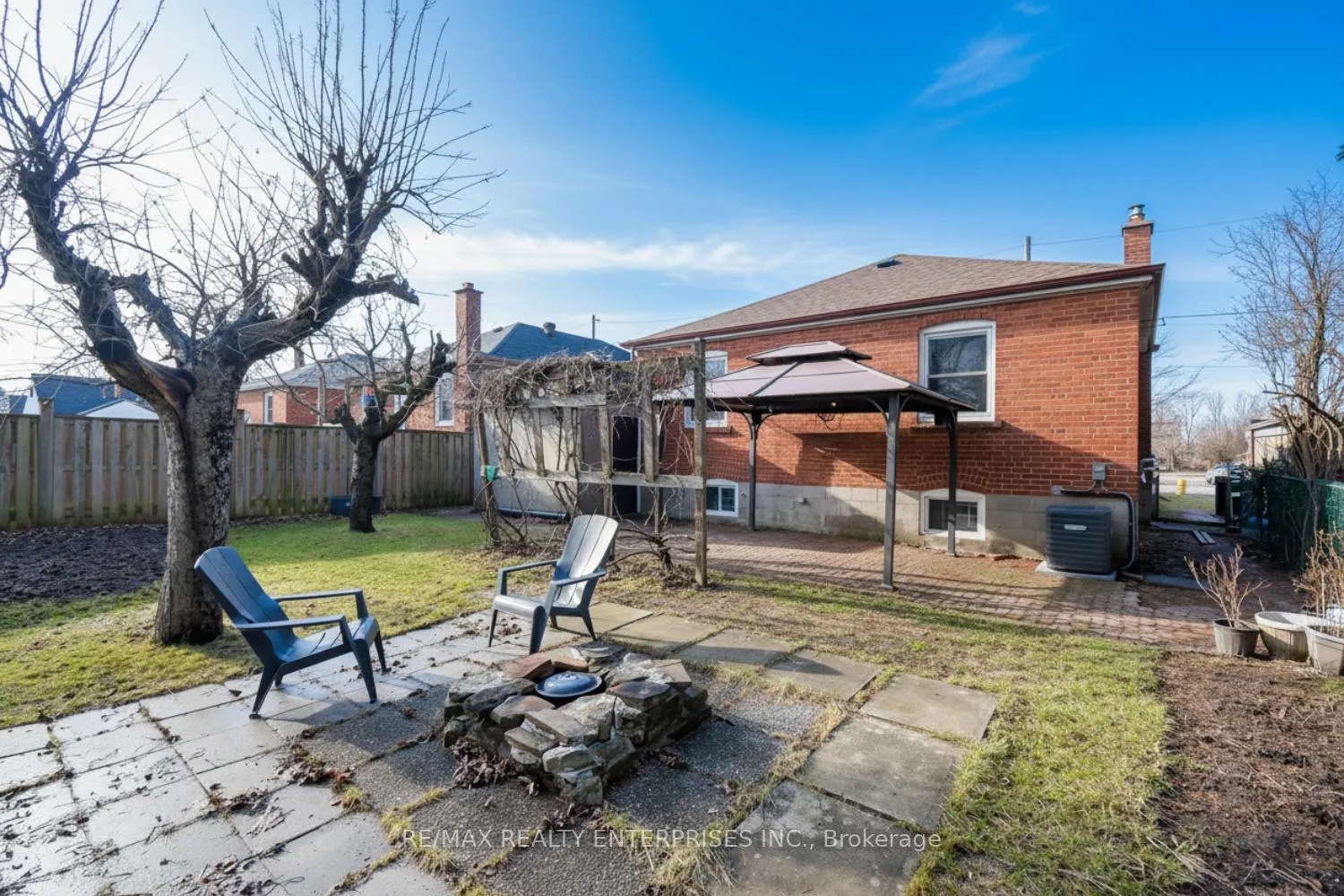 Photo 32 of 65 Hadrian Drive, Etobicoke, Elms-Old Rexdale — HOMEH