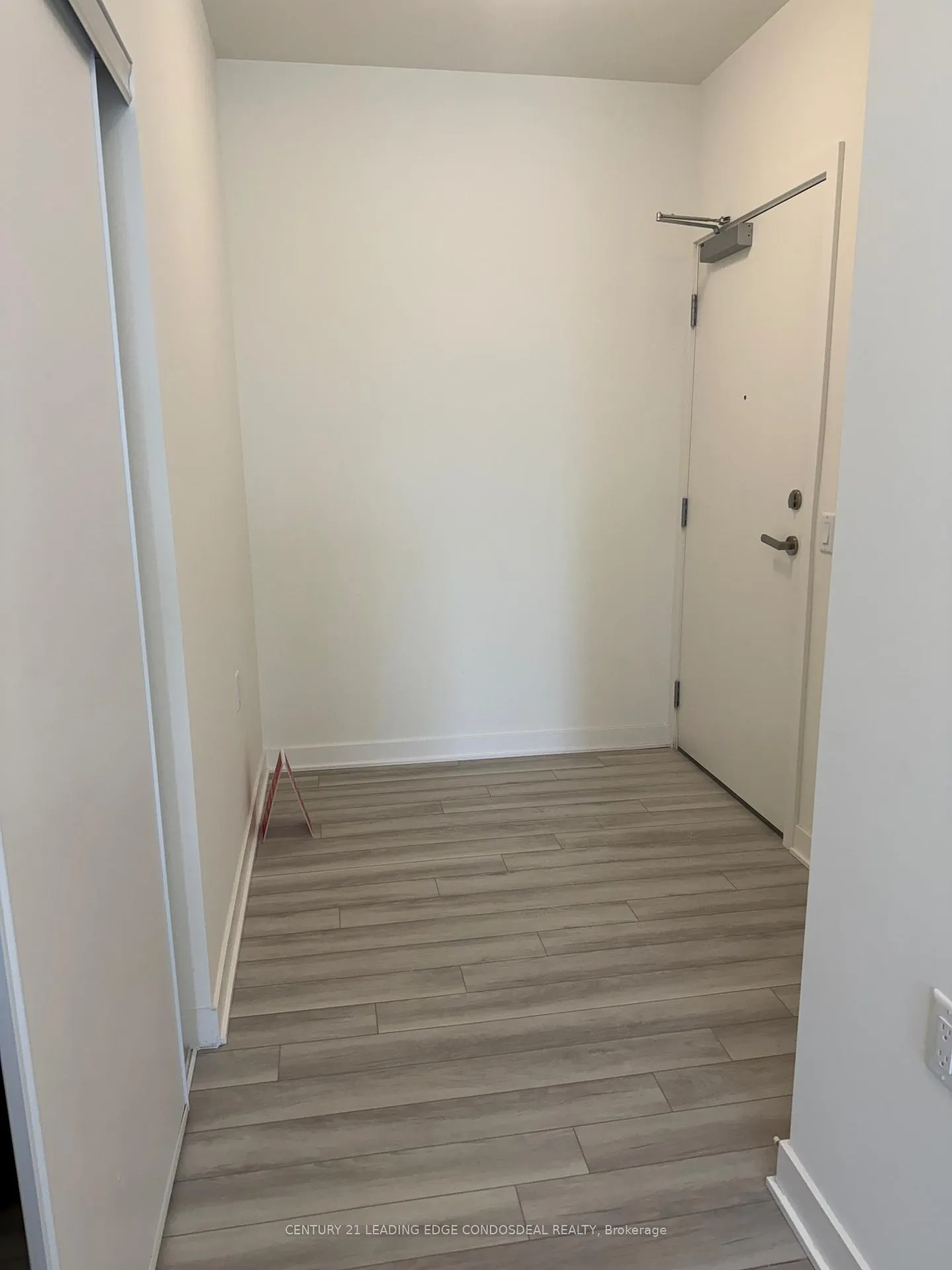 Photo 3 of Unit 621, 51 Clarington Boulevard, Clarington, Bowmanville — HOMEH