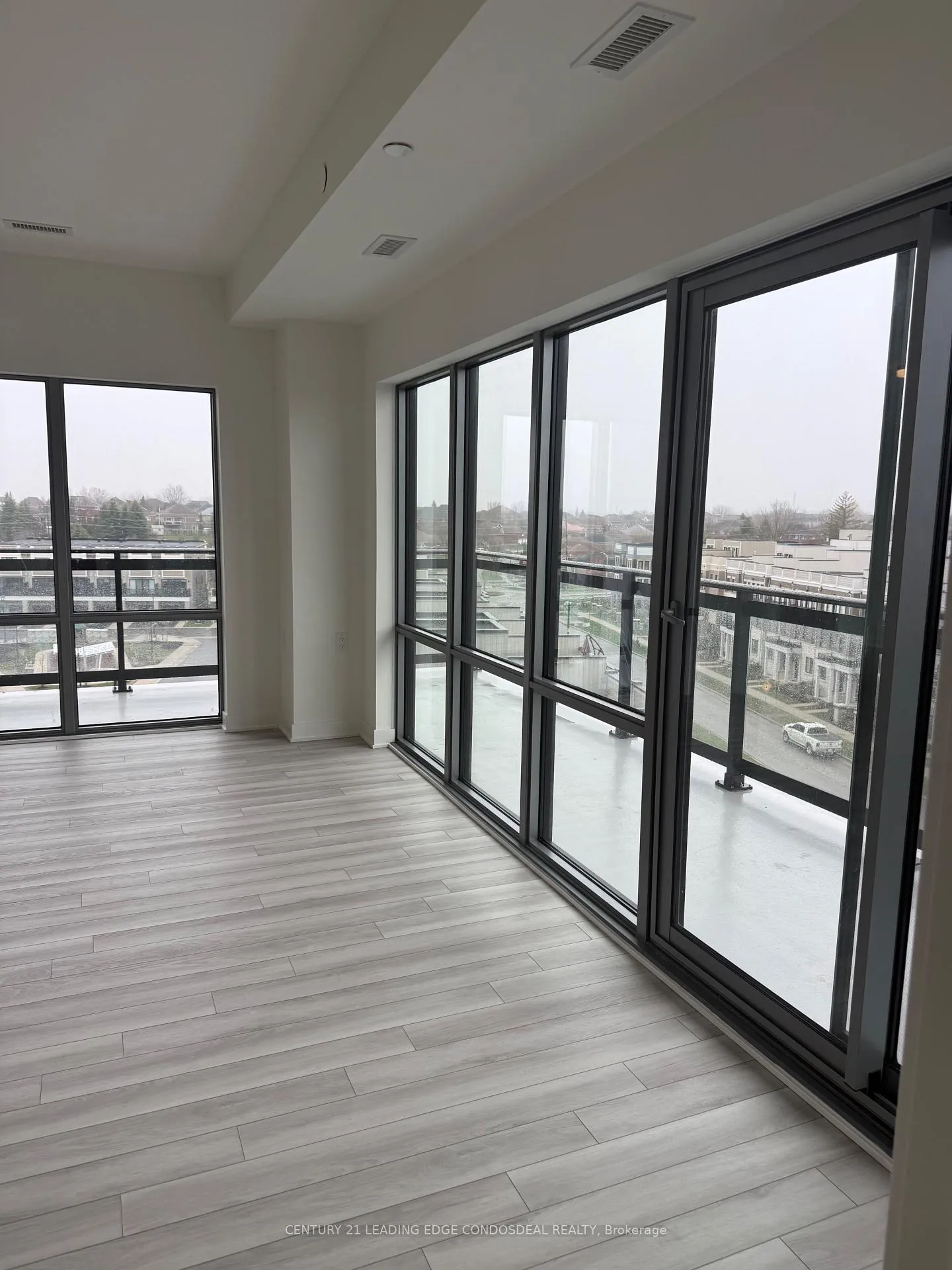 Photo 6 of Unit 621, 51 Clarington Boulevard, Clarington, Bowmanville — HOMEH