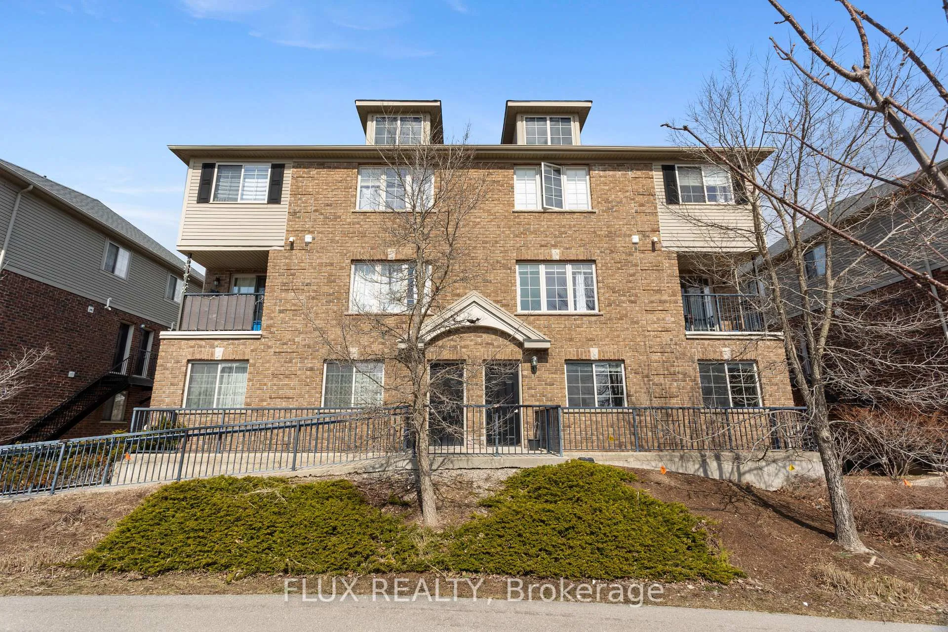 Photo 2 of Unit 20, 950 Highland Road W, Kitchener — HOMEH