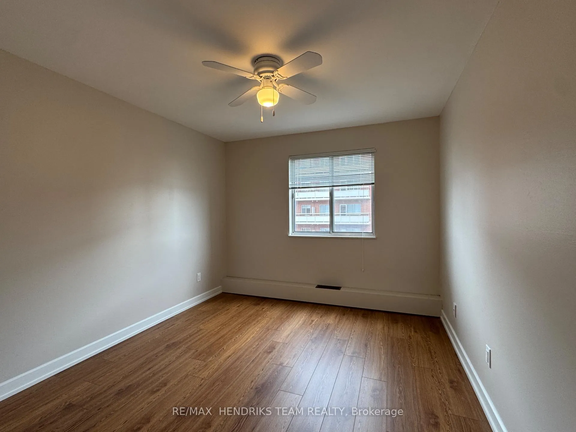 Photo 6 of Unit 705, 610 Lake Street, St. Catharines, Lakeport — HOMEH