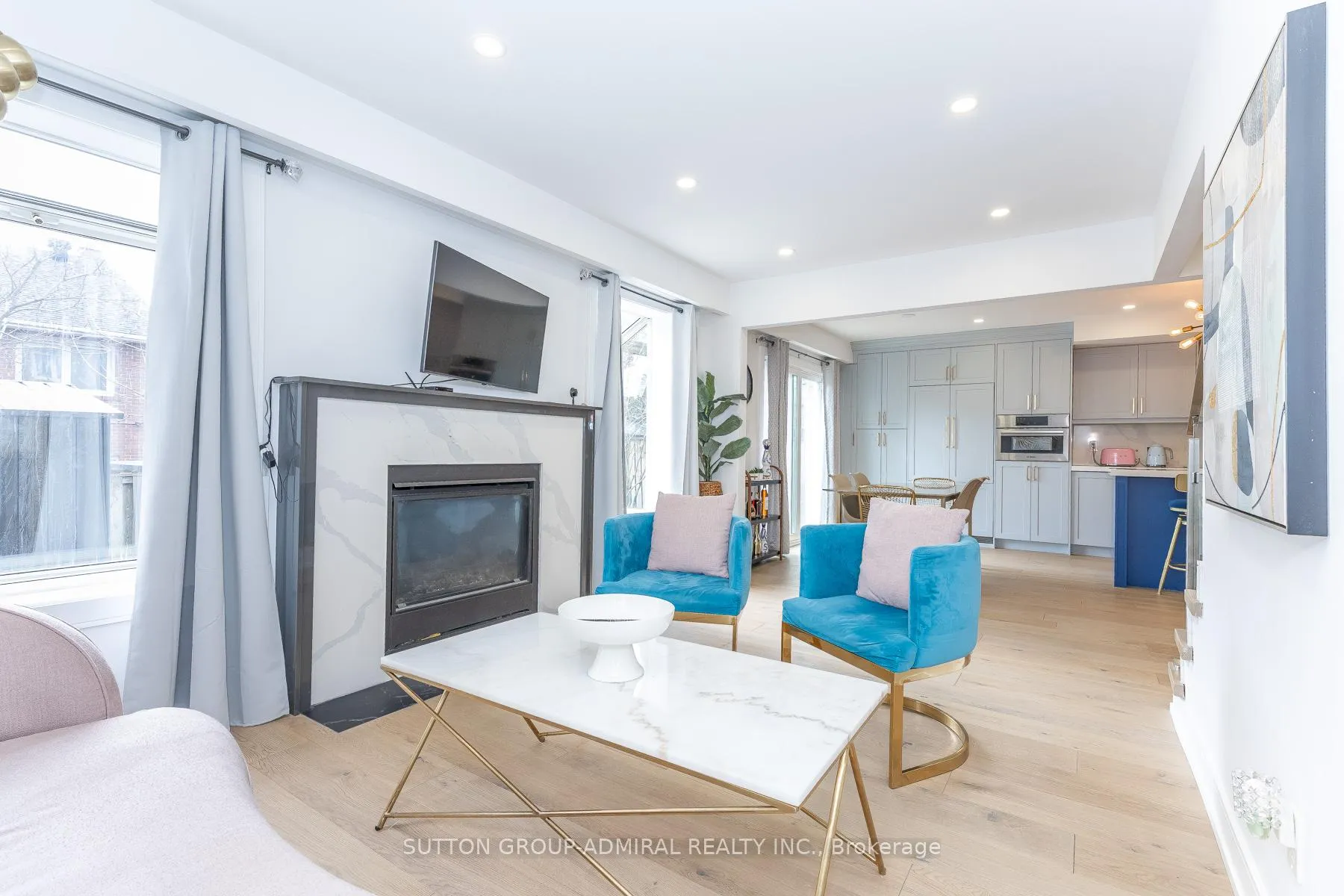 Photo 14 of 37 Spring Gate Boulevard, Vaughan, Crestwood-Springfarm-Yorkhill — HOMEH