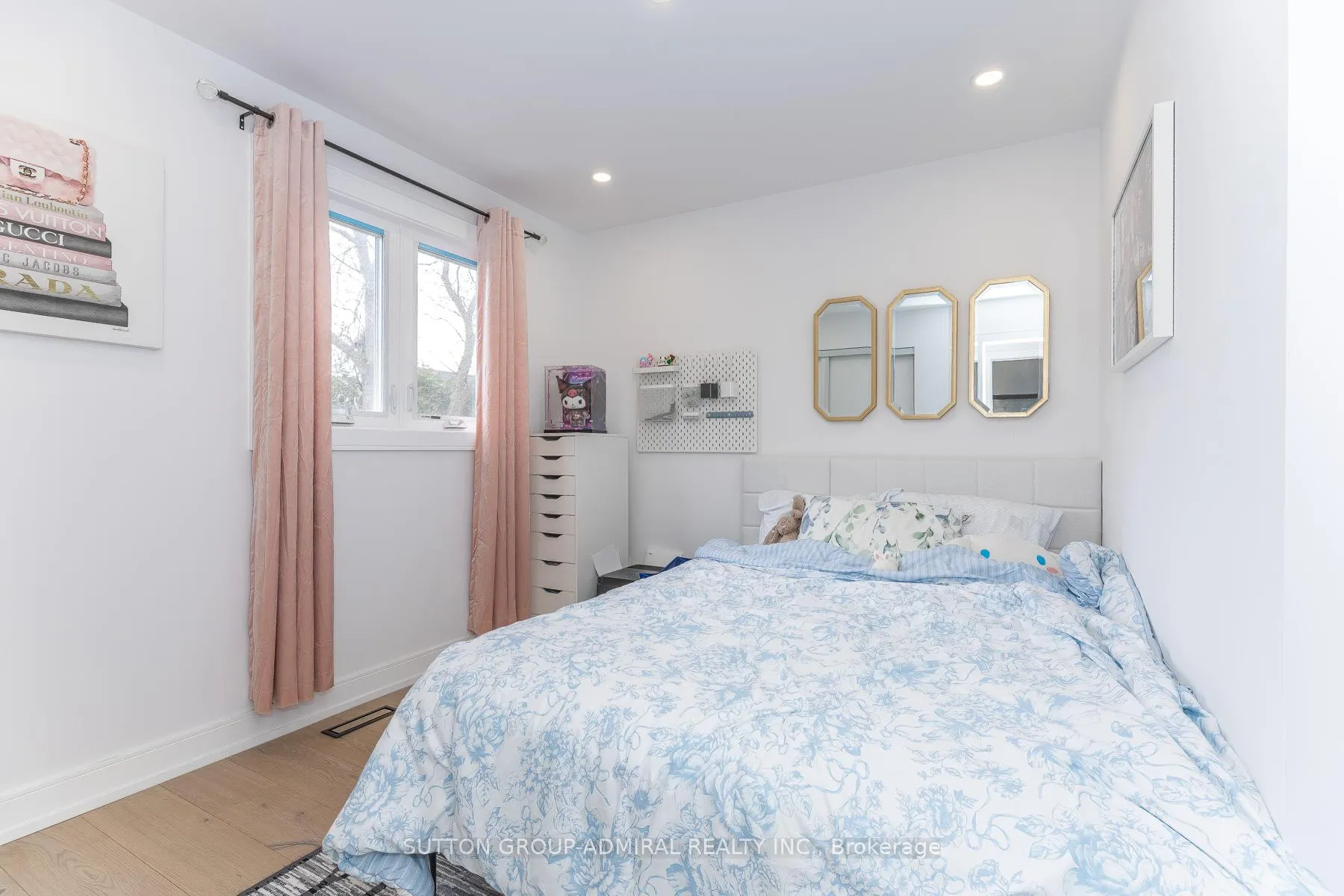 Photo 19 of 37 Spring Gate Boulevard, Vaughan, Crestwood-Springfarm-Yorkhill — HOMEH