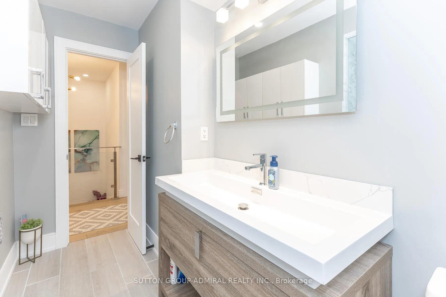 Photo 23 of 37 Spring Gate Boulevard, Vaughan, Crestwood-Springfarm-Yorkhill — HOMEH