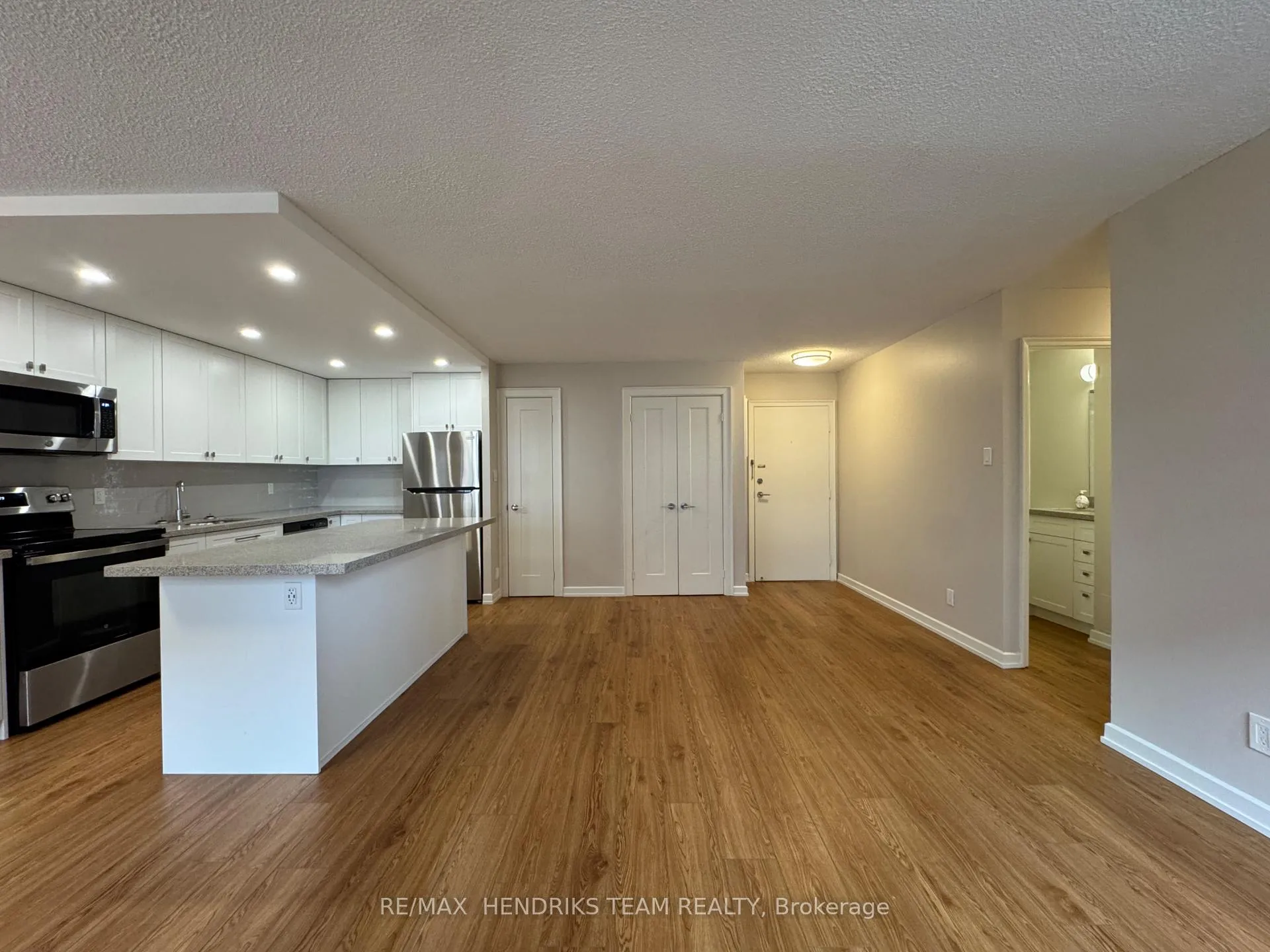 Photo 5 of Unit 507, 610 Lake Street, St. Catharines, Lakeport — HOMEH