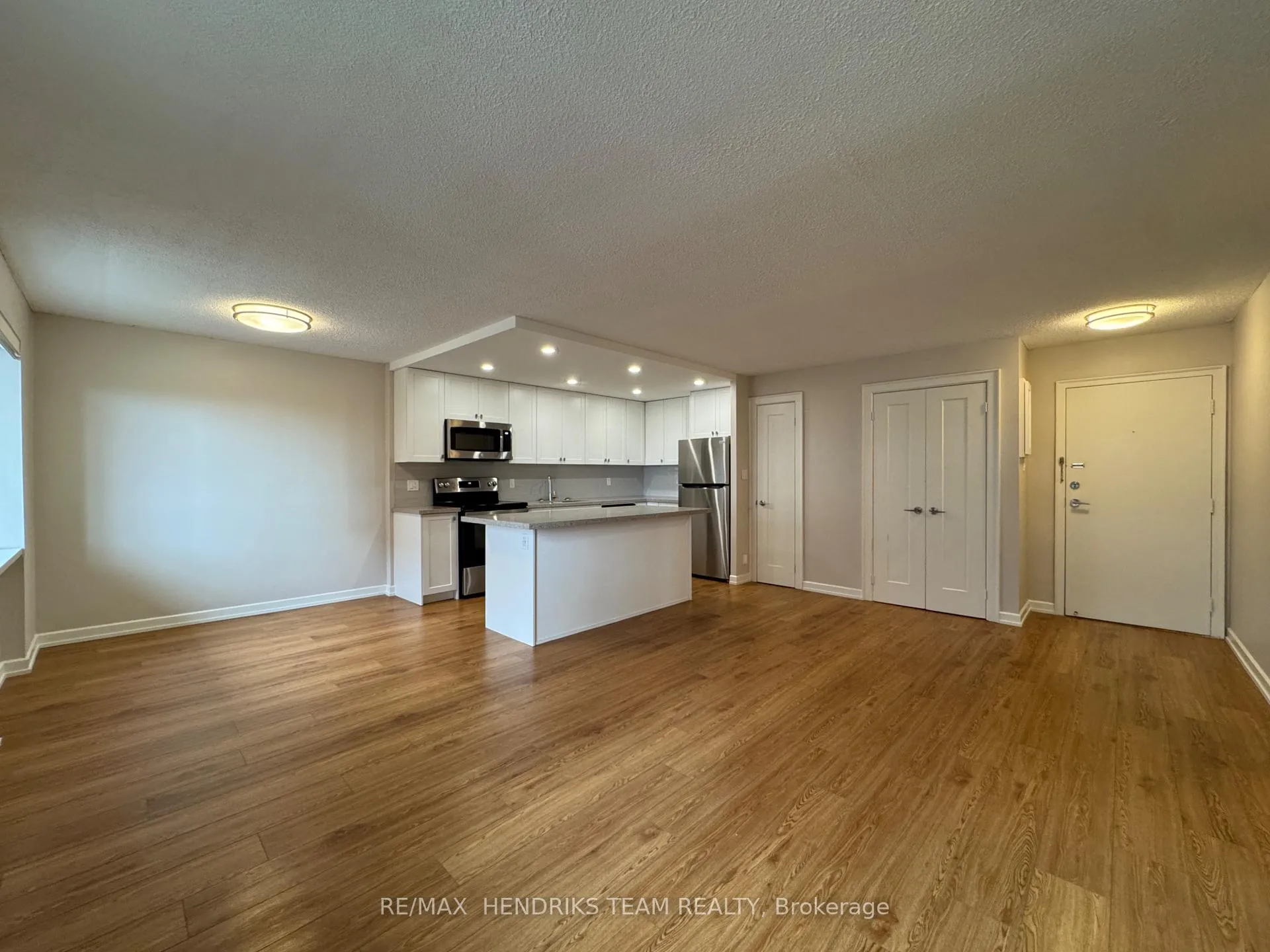 Photo 6 of Unit 507, 610 Lake Street, St. Catharines, Lakeport — HOMEH
