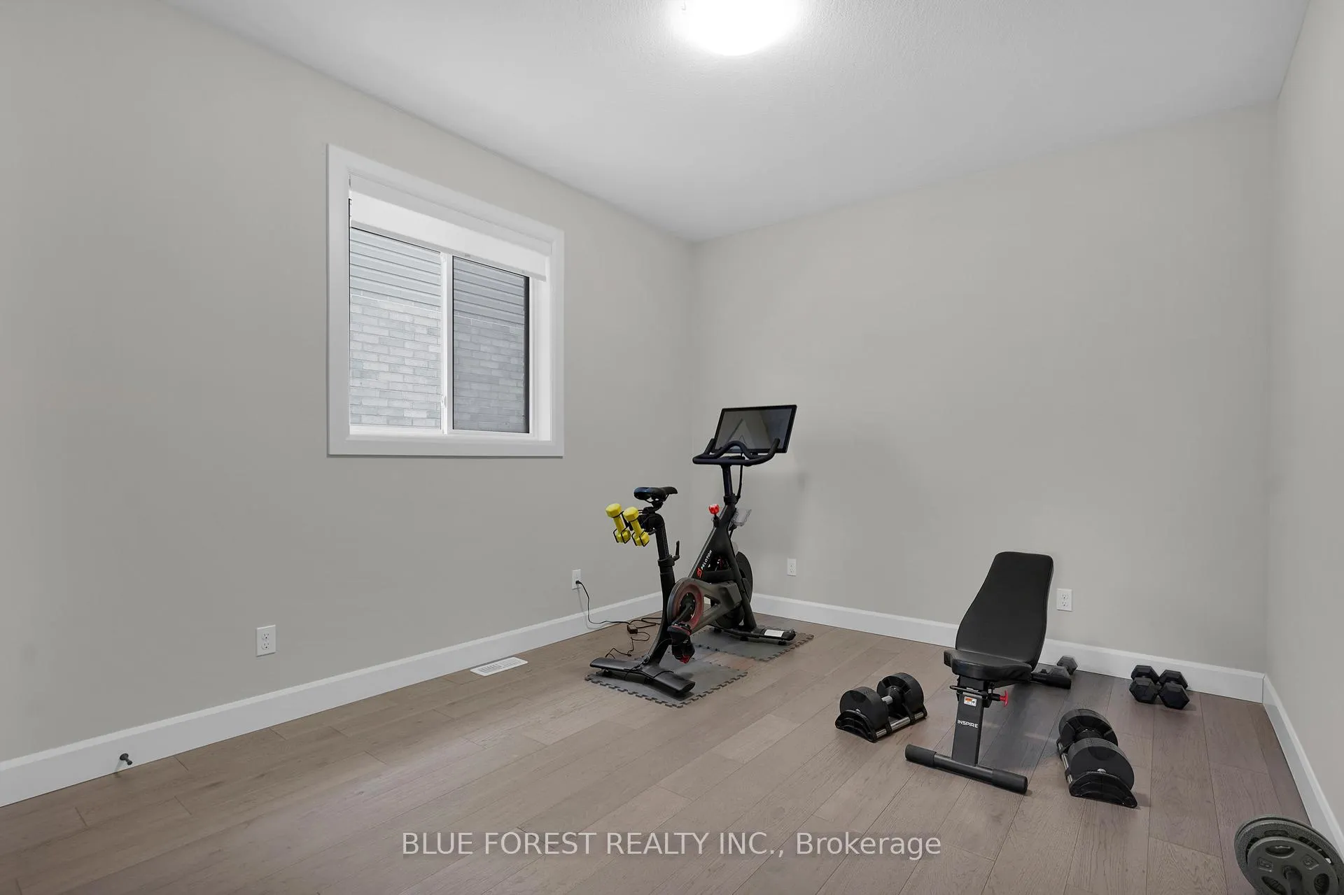 Photo 30 of 3297 Regiment Road, London, South V — HOMEH
