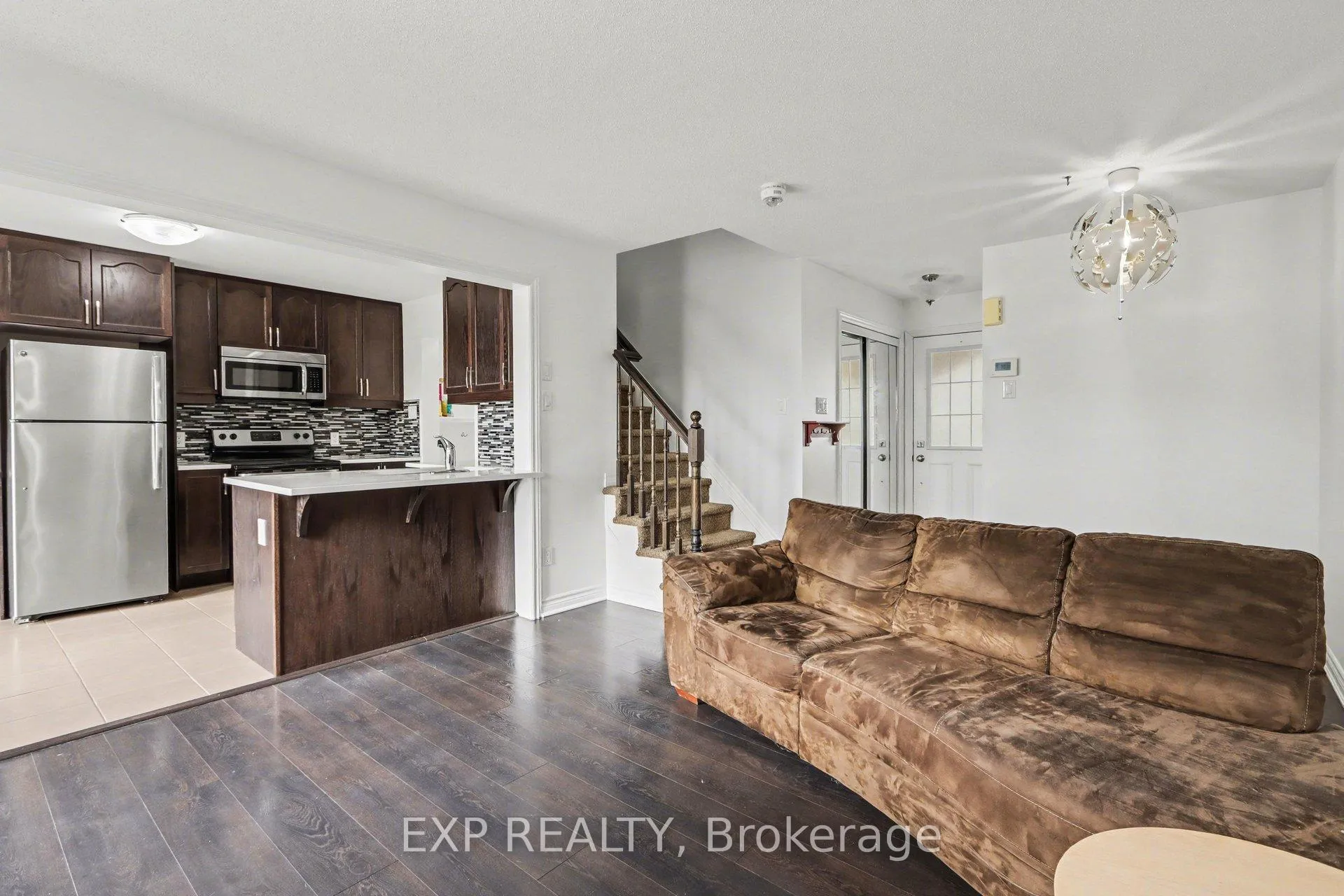 Photo 7 of 342 Astelia Crescent, Ottawa, Stittsville (North) — HOMEH
