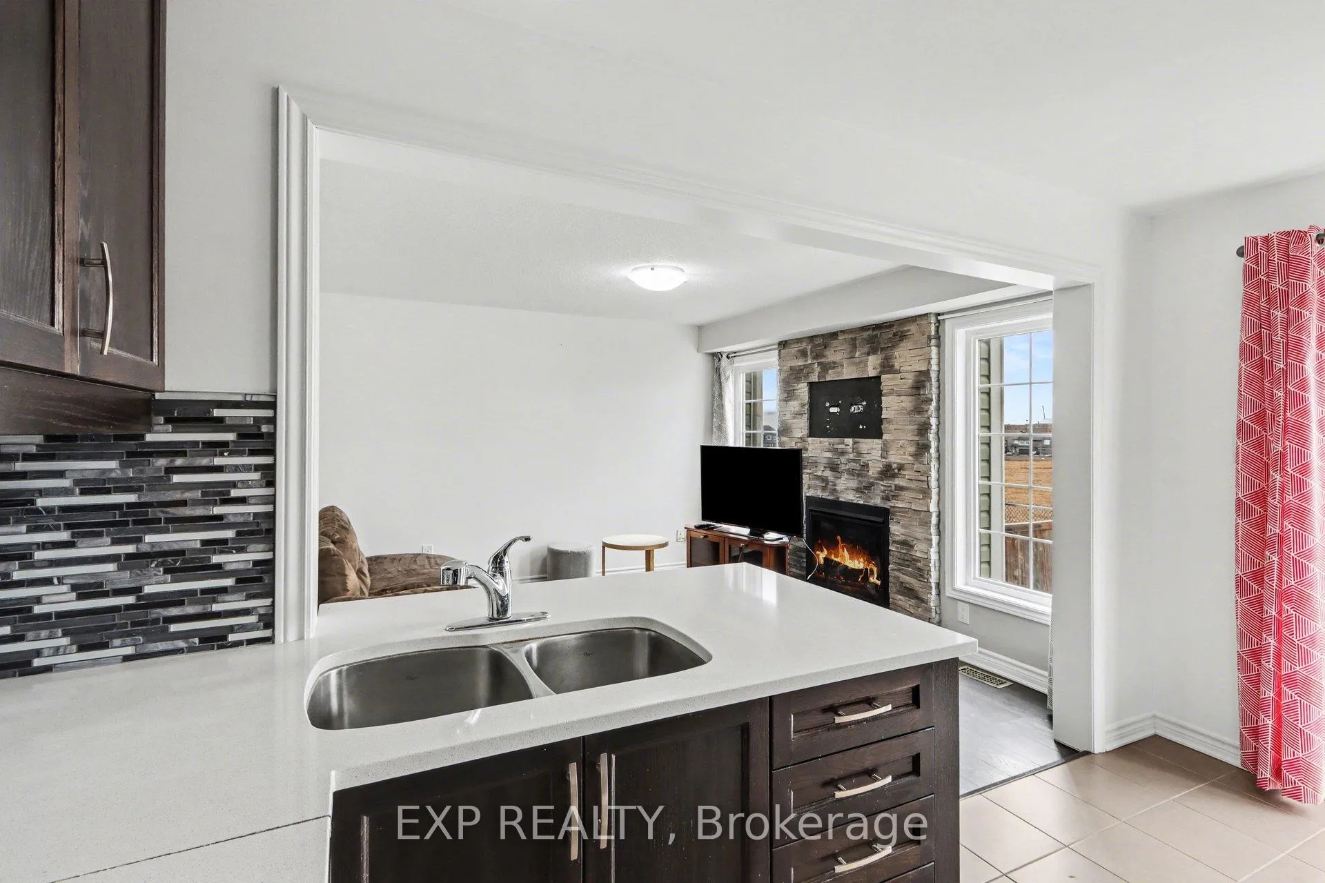 Photo 10 of 342 Astelia Crescent, Ottawa, Stittsville (North) — HOMEH