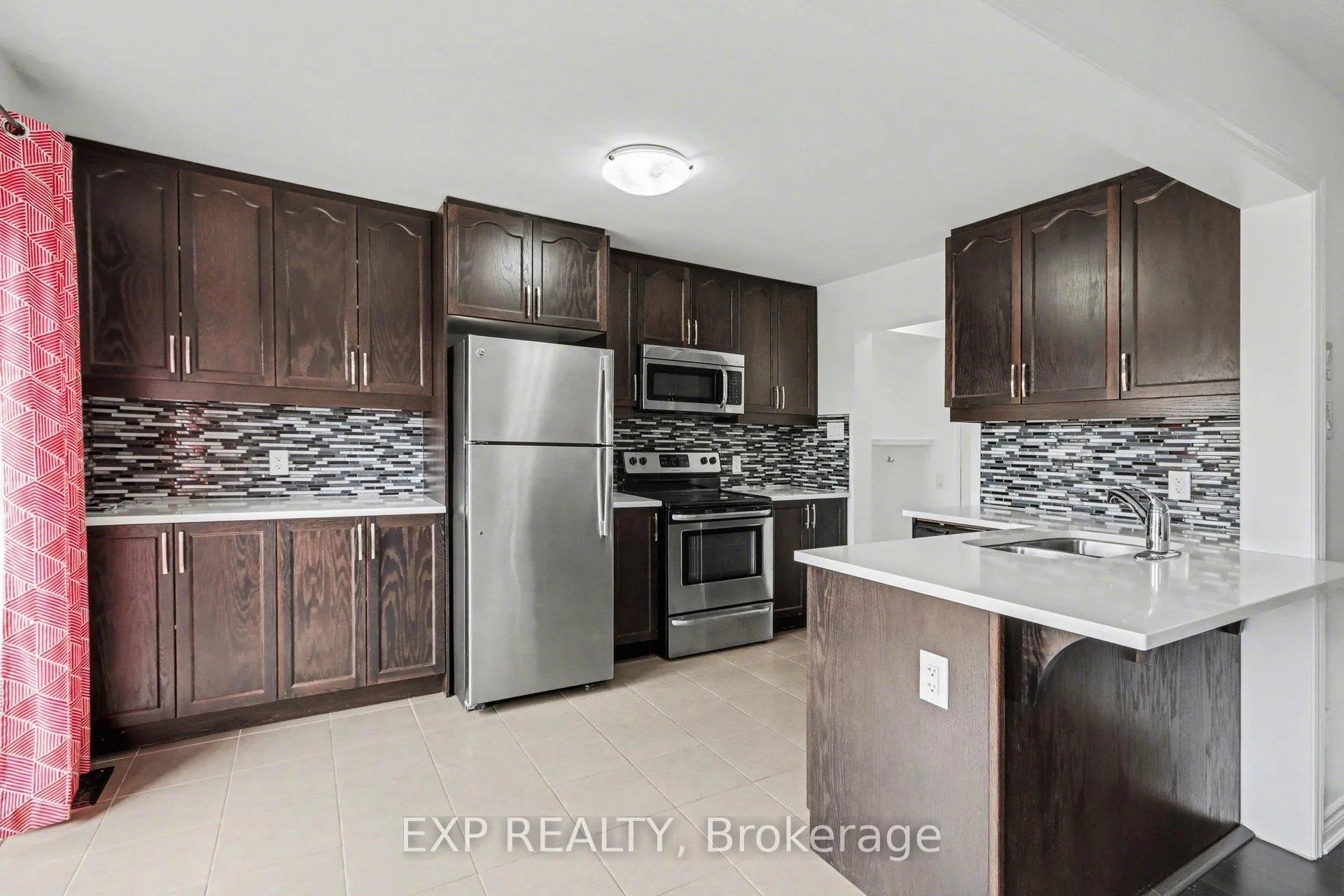 Photo 12 of 342 Astelia Crescent, Ottawa, Stittsville (North) — HOMEH