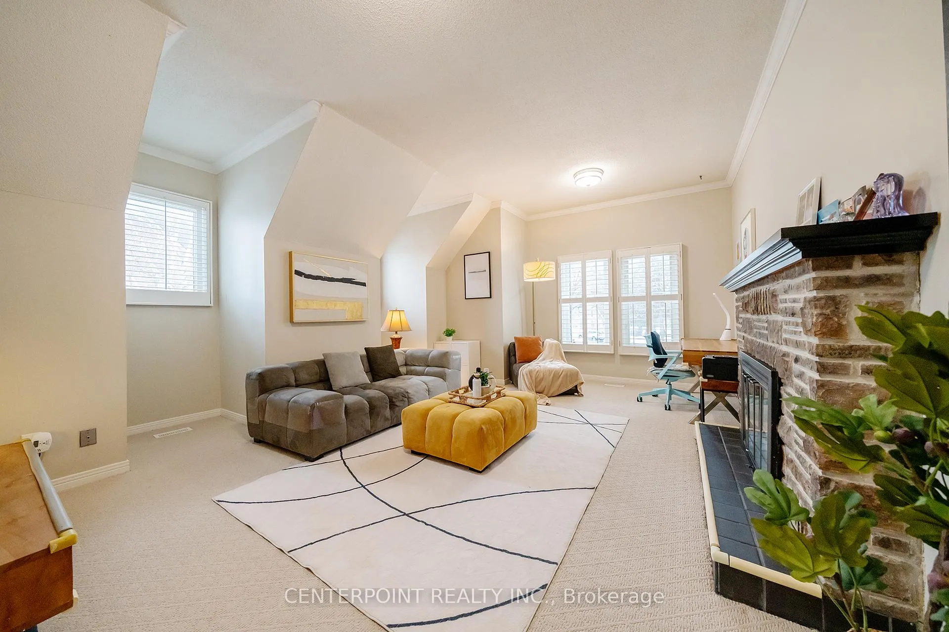 Photo 16 of 49 Redwood Lane, Markham, Unionville — HOMEH