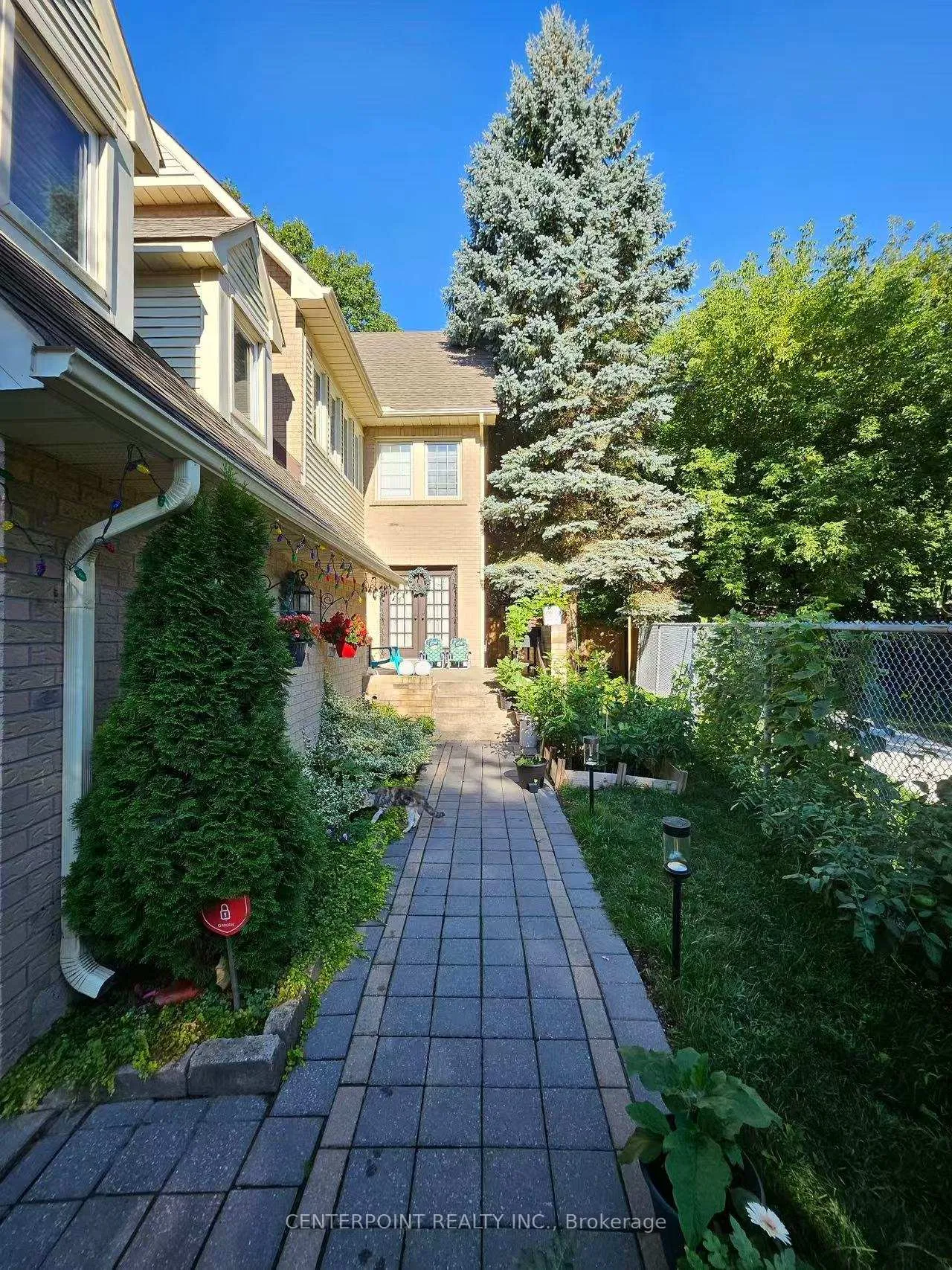 Photo 36 of 49 Redwood Lane, Markham, Unionville — HOMEH