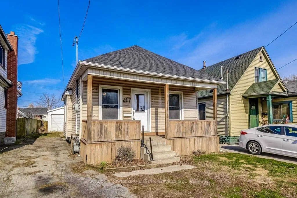 Photo 1 of 217 Tolton Avenue, Hamilton, Normanhurst — HOMEH