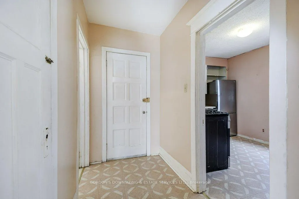Photo 18 of 217 Tolton Avenue, Hamilton, Normanhurst — HOMEH