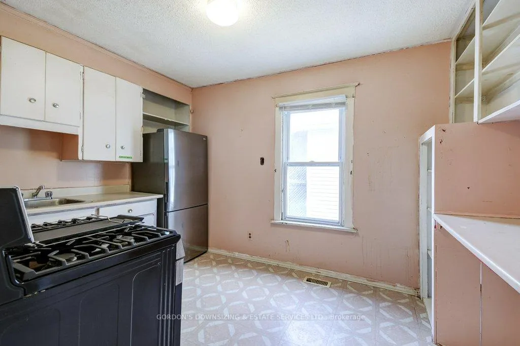 Photo 19 of 217 Tolton Avenue, Hamilton, Normanhurst — HOMEH