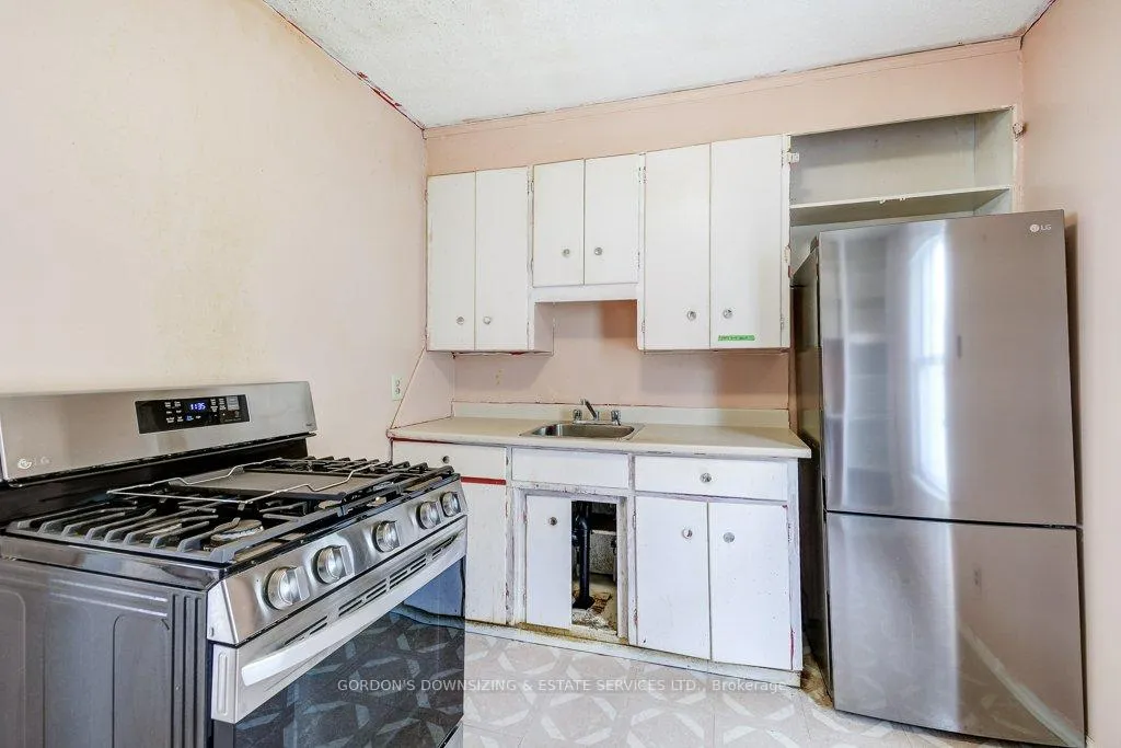 Photo 20 of 217 Tolton Avenue, Hamilton, Normanhurst — HOMEH