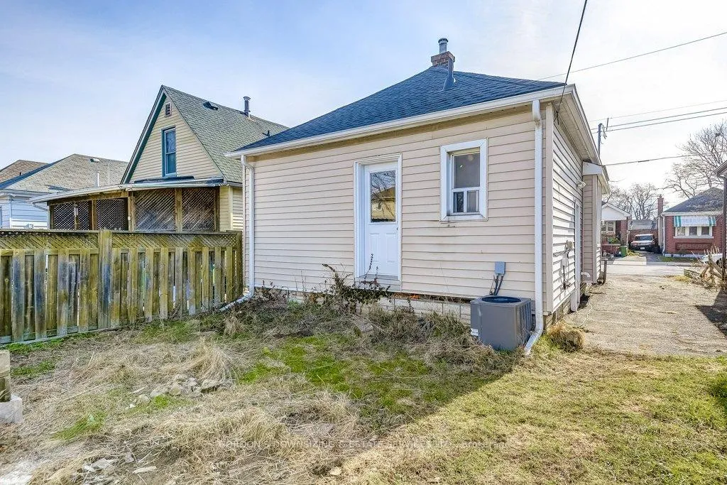 Photo 35 of 217 Tolton Avenue, Hamilton, Normanhurst — HOMEH