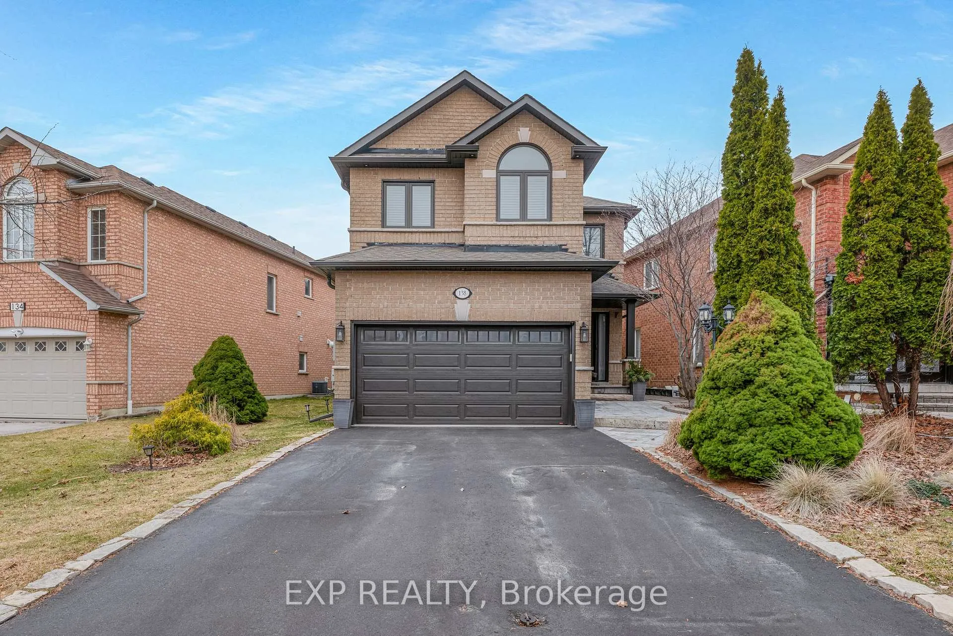 Photo 1 of 138 Princeton Gate, Vaughan, Maple — HOMEH