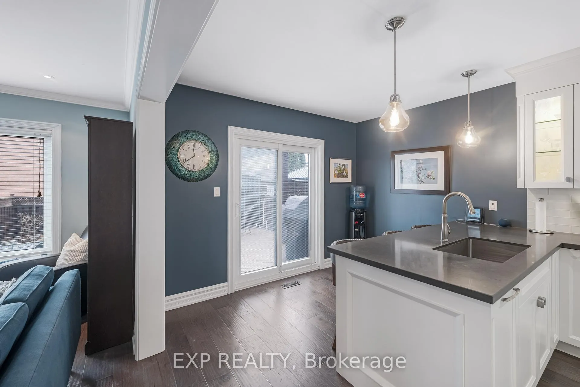 Photo 12 of 138 Princeton Gate, Vaughan, Maple — HOMEH