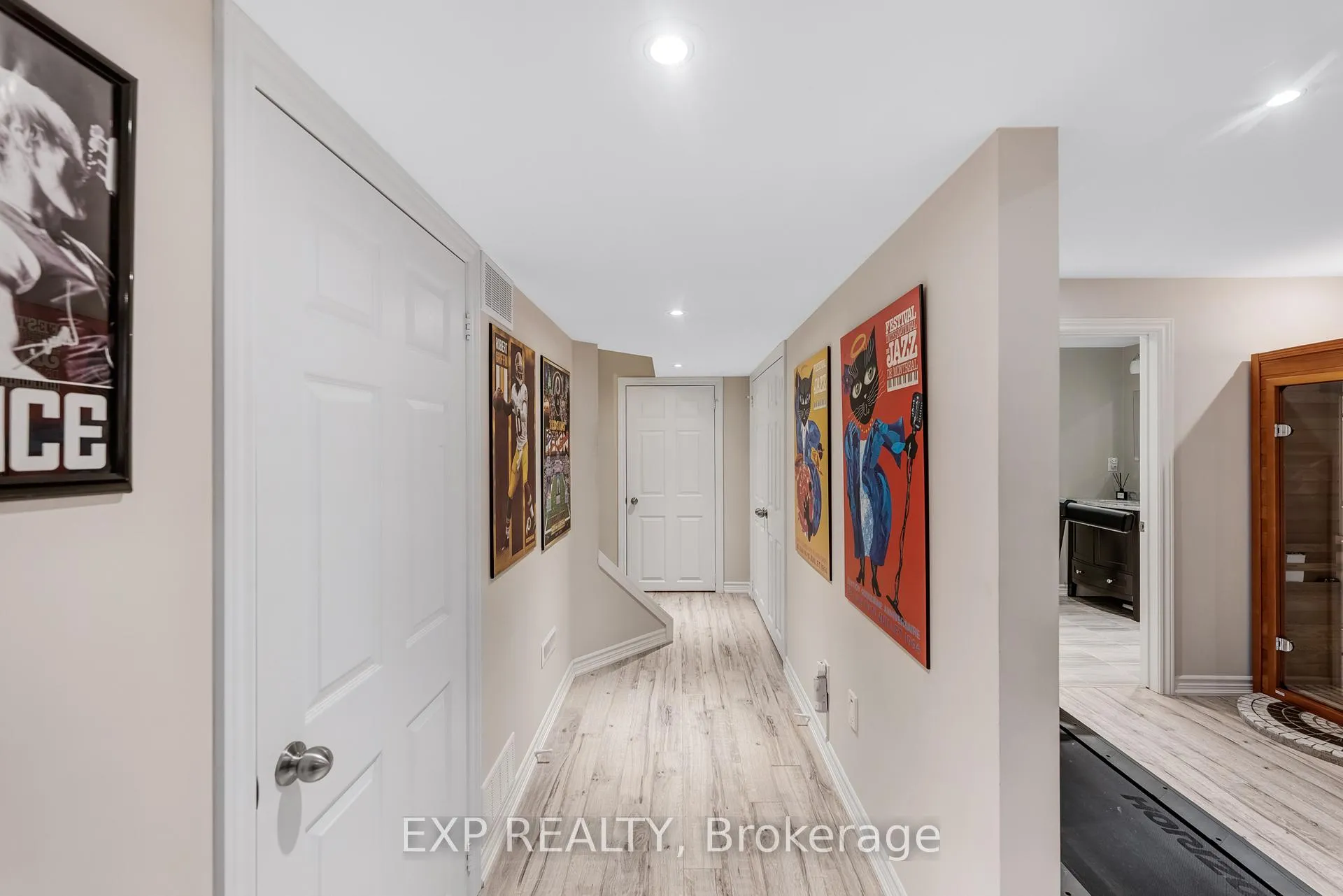 Photo 31 of 138 Princeton Gate, Vaughan, Maple — HOMEH