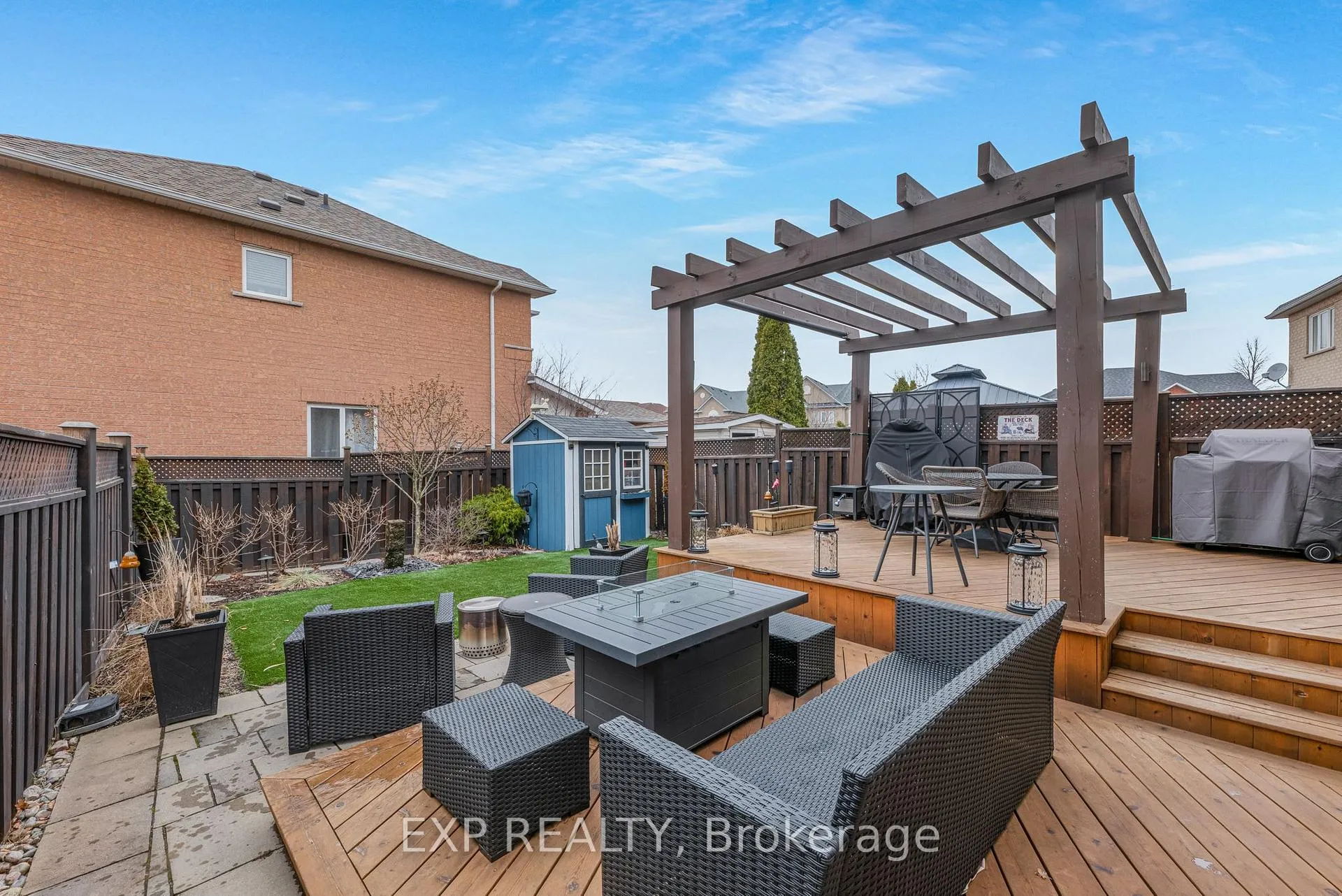 Photo 42 of 138 Princeton Gate, Vaughan, Maple — HOMEH