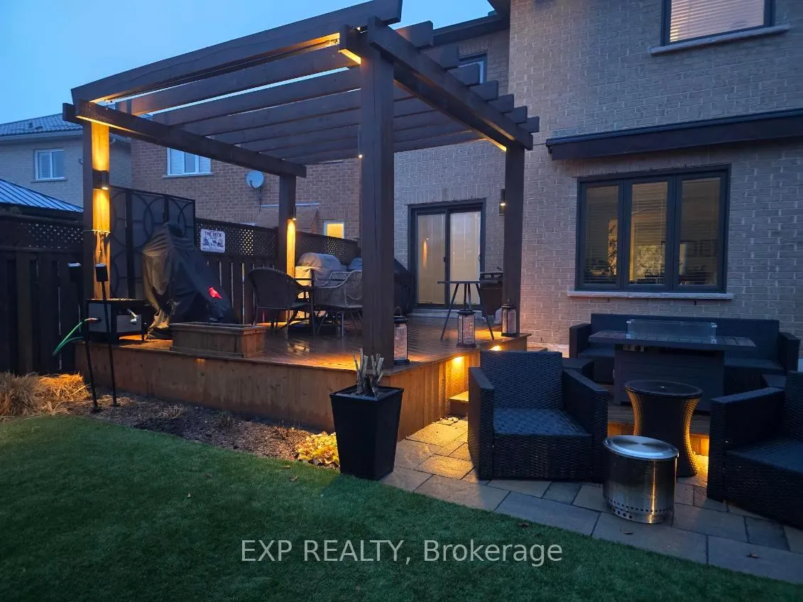 Photo 49 of 138 Princeton Gate, Vaughan, Maple — HOMEH