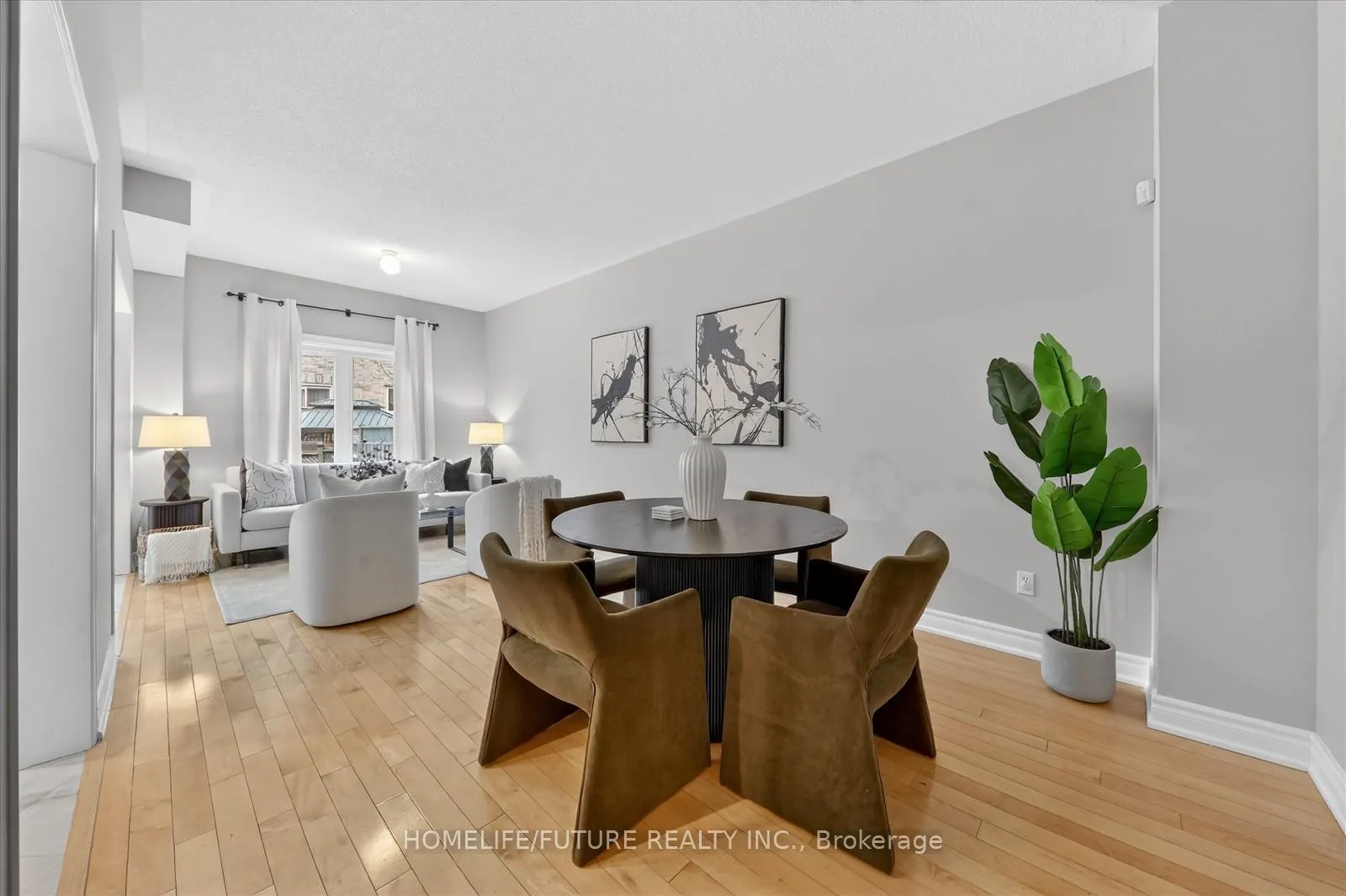 Photo 8 of Unit 57, 180 Blue Willow Drive, Vaughan, East Woodbridge — HOMEH