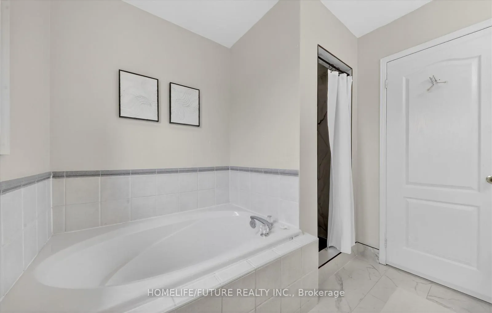 Photo 37 of Unit 57, 180 Blue Willow Drive, Vaughan, East Woodbridge — HOMEH