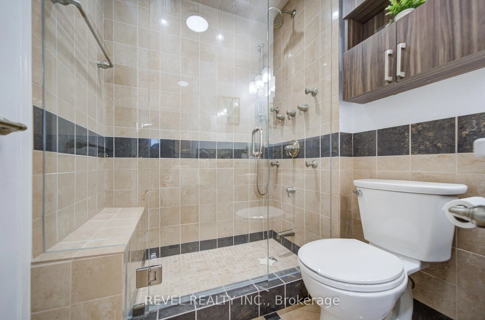 Photo 19 of 2255 Wildwood Crescent, Pickering, Brock Ridge — HOMEH