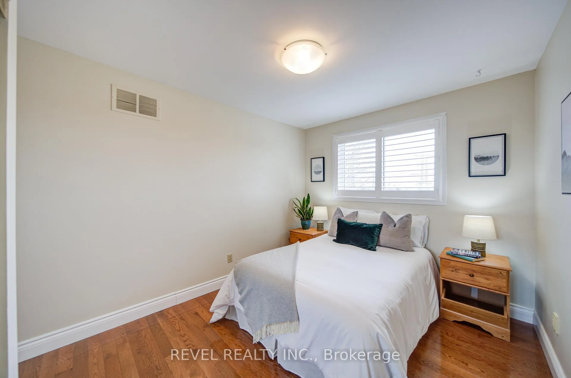 Photo 21 of 2255 Wildwood Crescent, Pickering, Brock Ridge — HOMEH