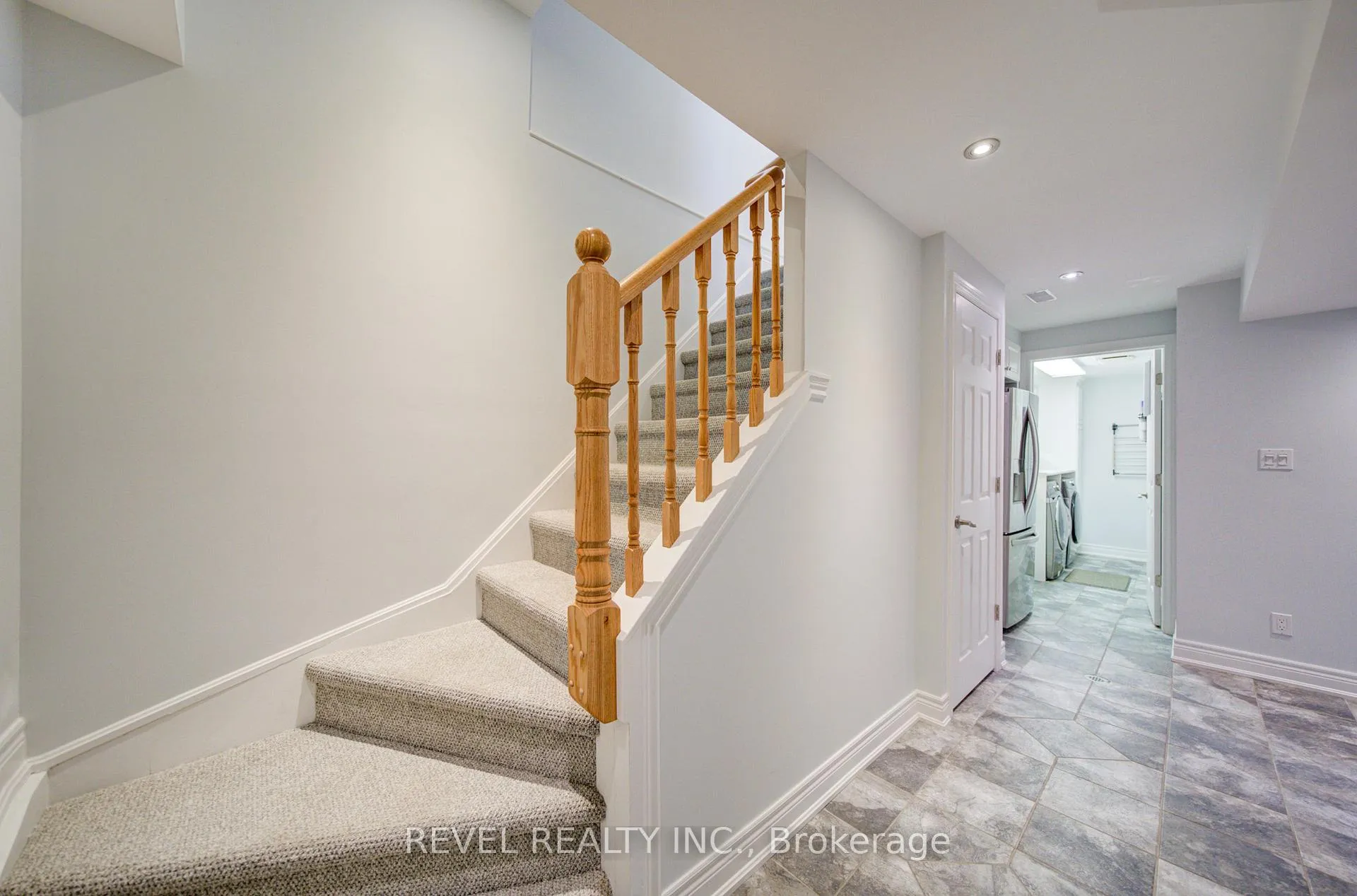 Photo 24 of 2255 Wildwood Crescent, Pickering, Brock Ridge — HOMEH
