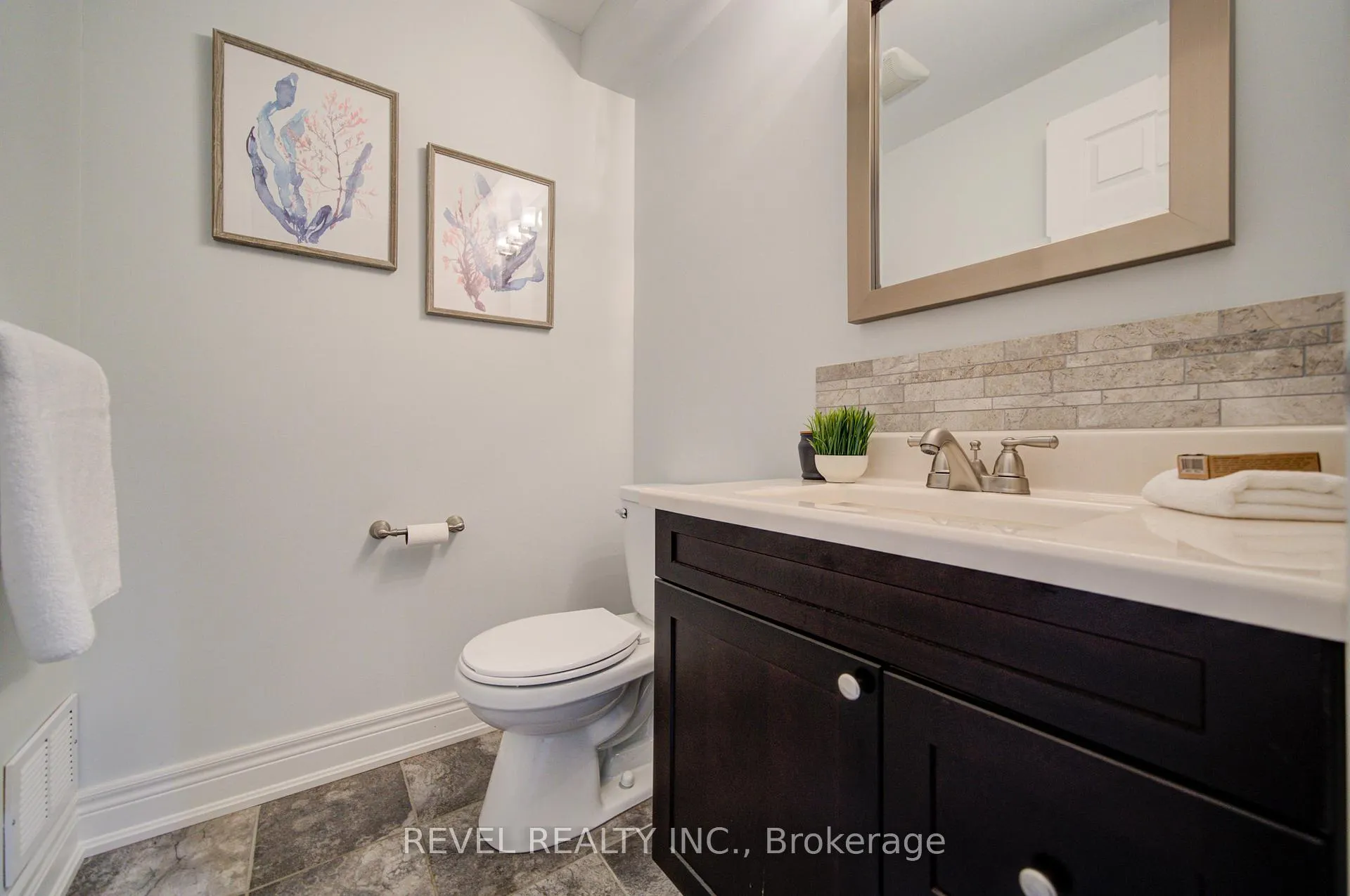 Photo 25 of 2255 Wildwood Crescent, Pickering, Brock Ridge — HOMEH